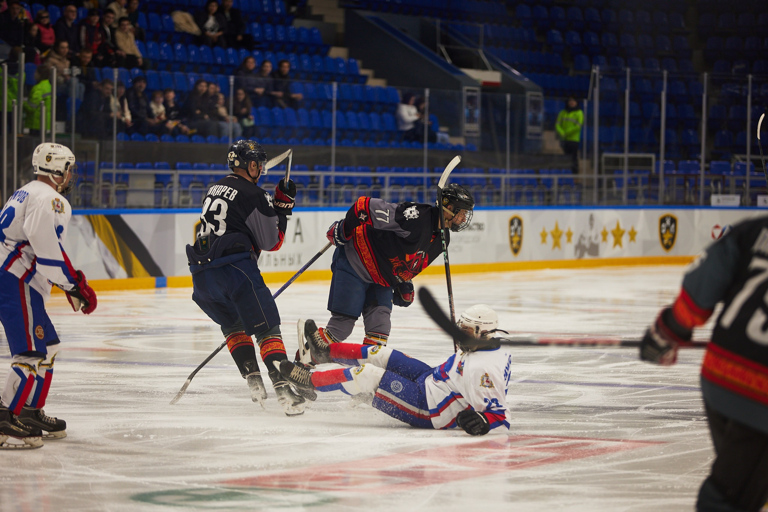 Репортаж. Офицерская хоккейная лига 2025 год. Спортивный фотограф Некрасов Денис
