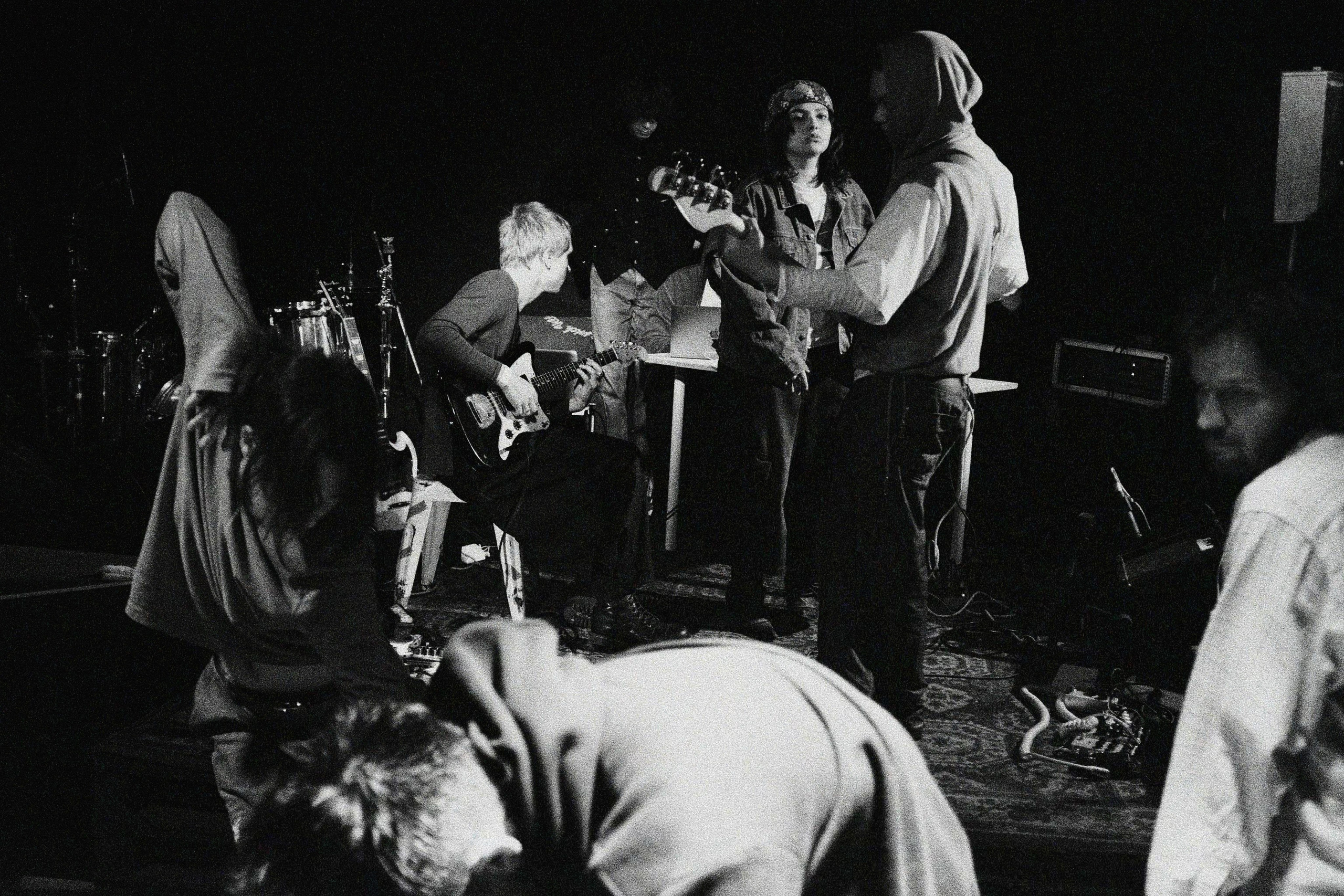 Танец. Аня белка — художница и фотограф