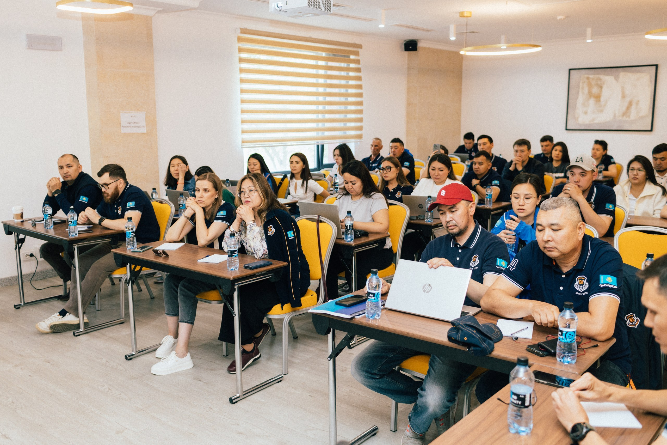 Фото отчет для BI GROUP. Фотограф Сиражев Карымсак. Фотосессия, бизнес портреты