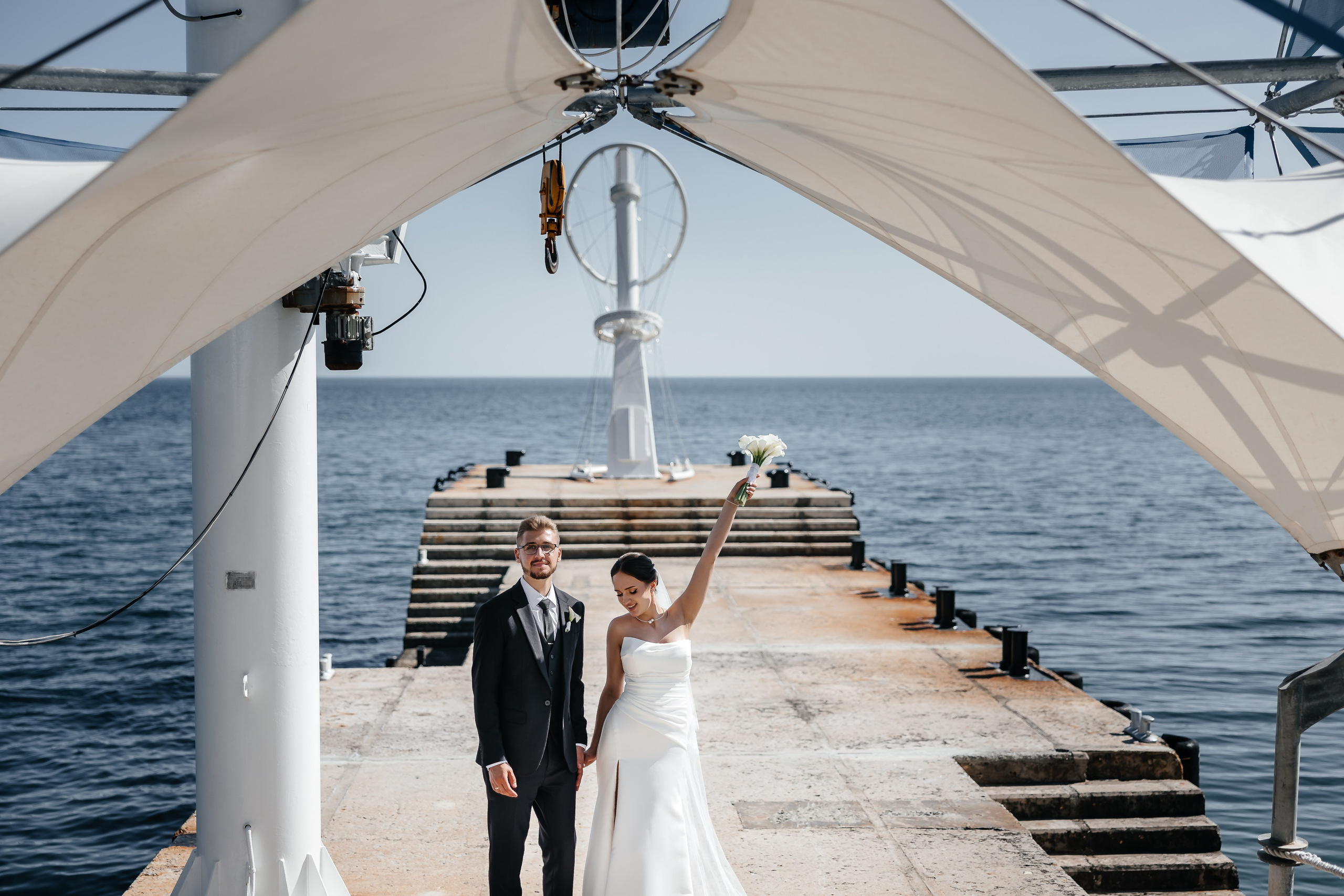 Анонс свадьбы Иры и Никиты. Прогулка в отеле Крымский Бриз. Свадебный фотограф в Крыму и Севастополе Ольга Баскакова