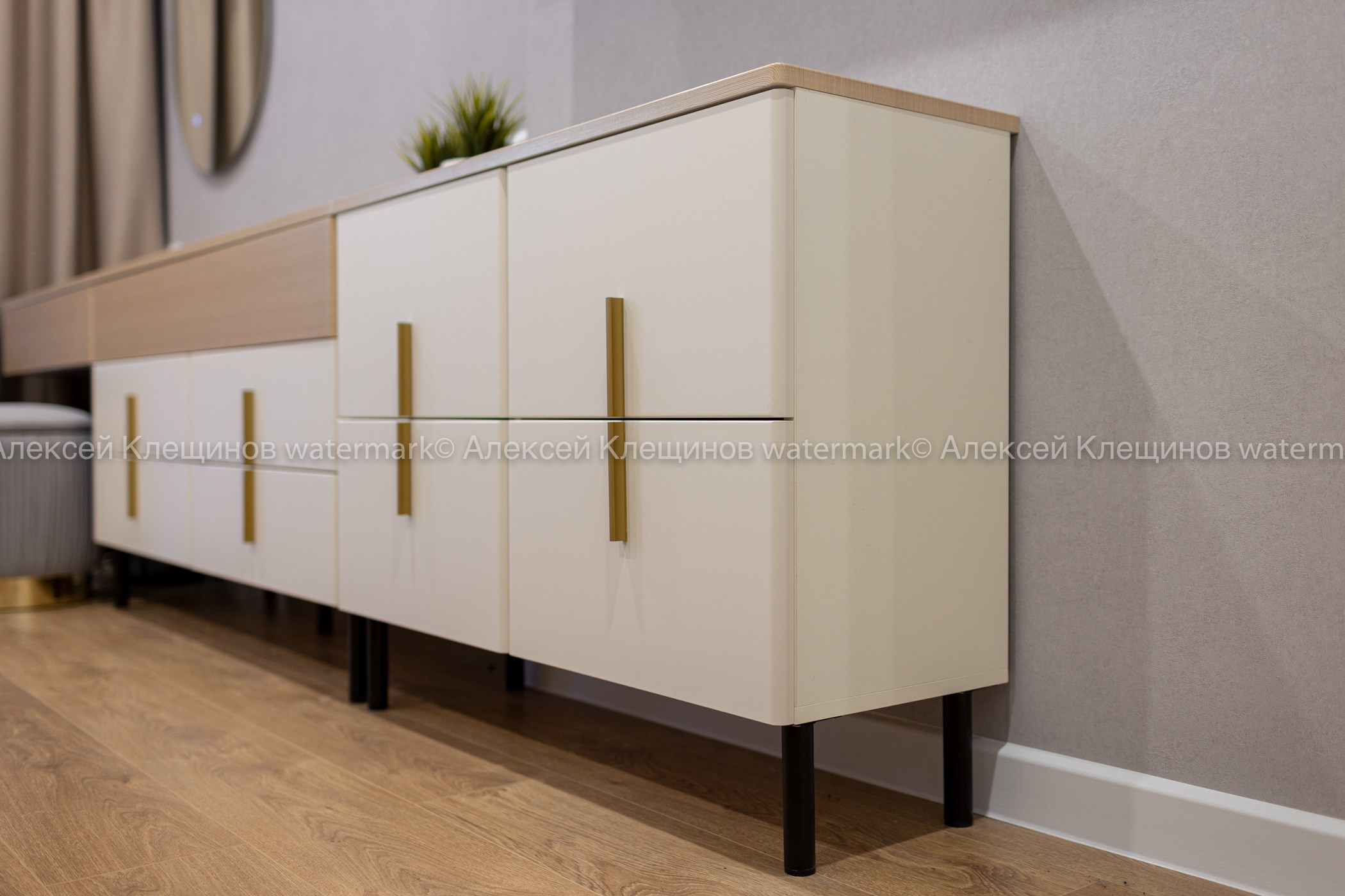 Квартира 100 м² «Нескучный серый и розовый фламинго». Батракова Наталья дизайнер интерьеров Санкт-Петербург Москва Архангель