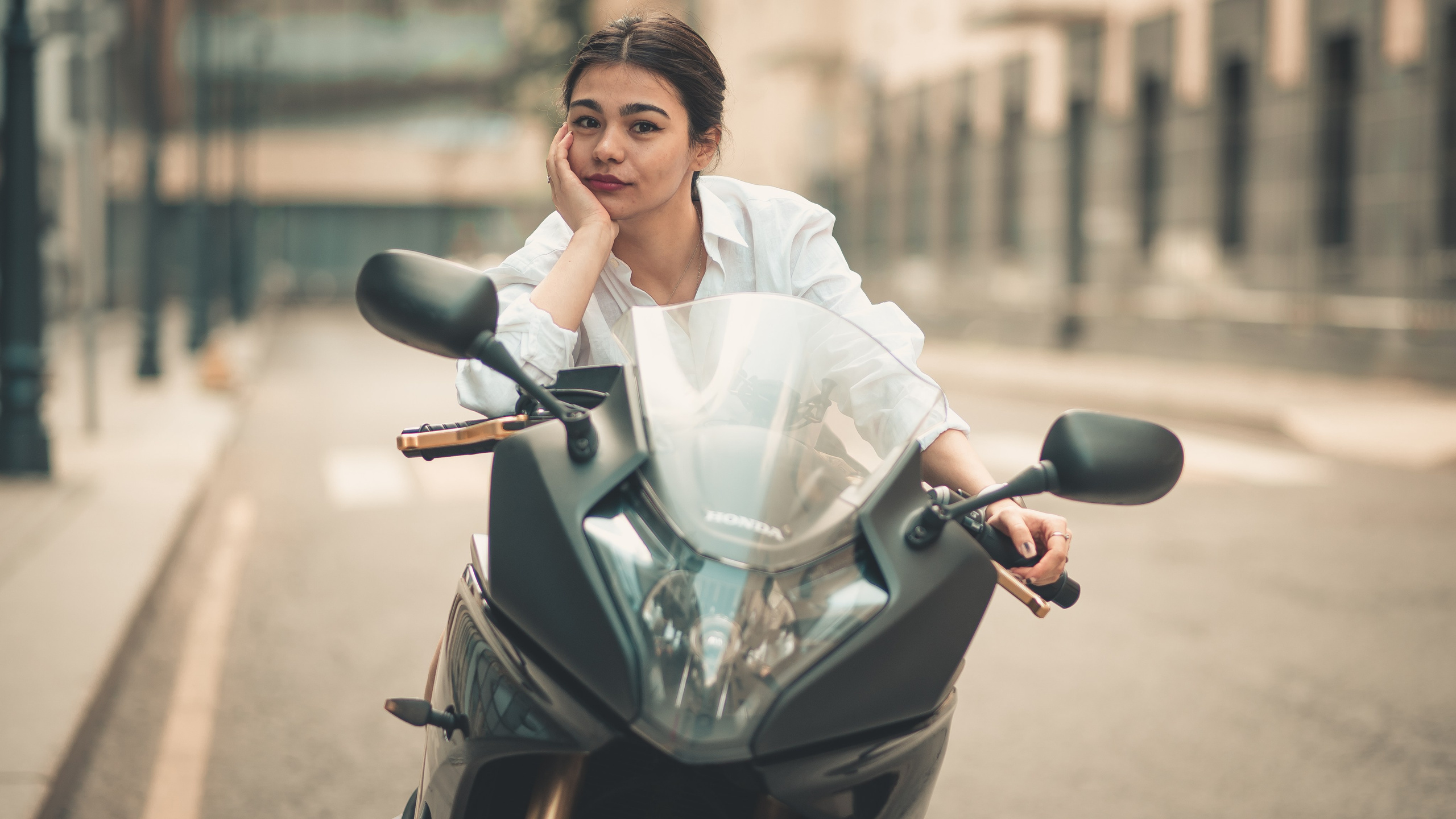 Надежда Колева — портретная съёмка. Иван Кубик — фотограф и видеограф