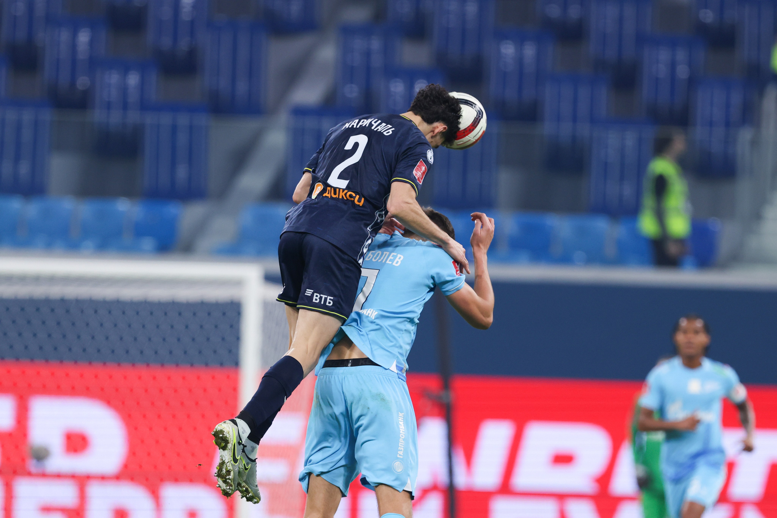 ФК «Зенит — ФК «Динамо» Москва 05.11.2025. Спортивный и репортажный фотограф Антон Тереханов