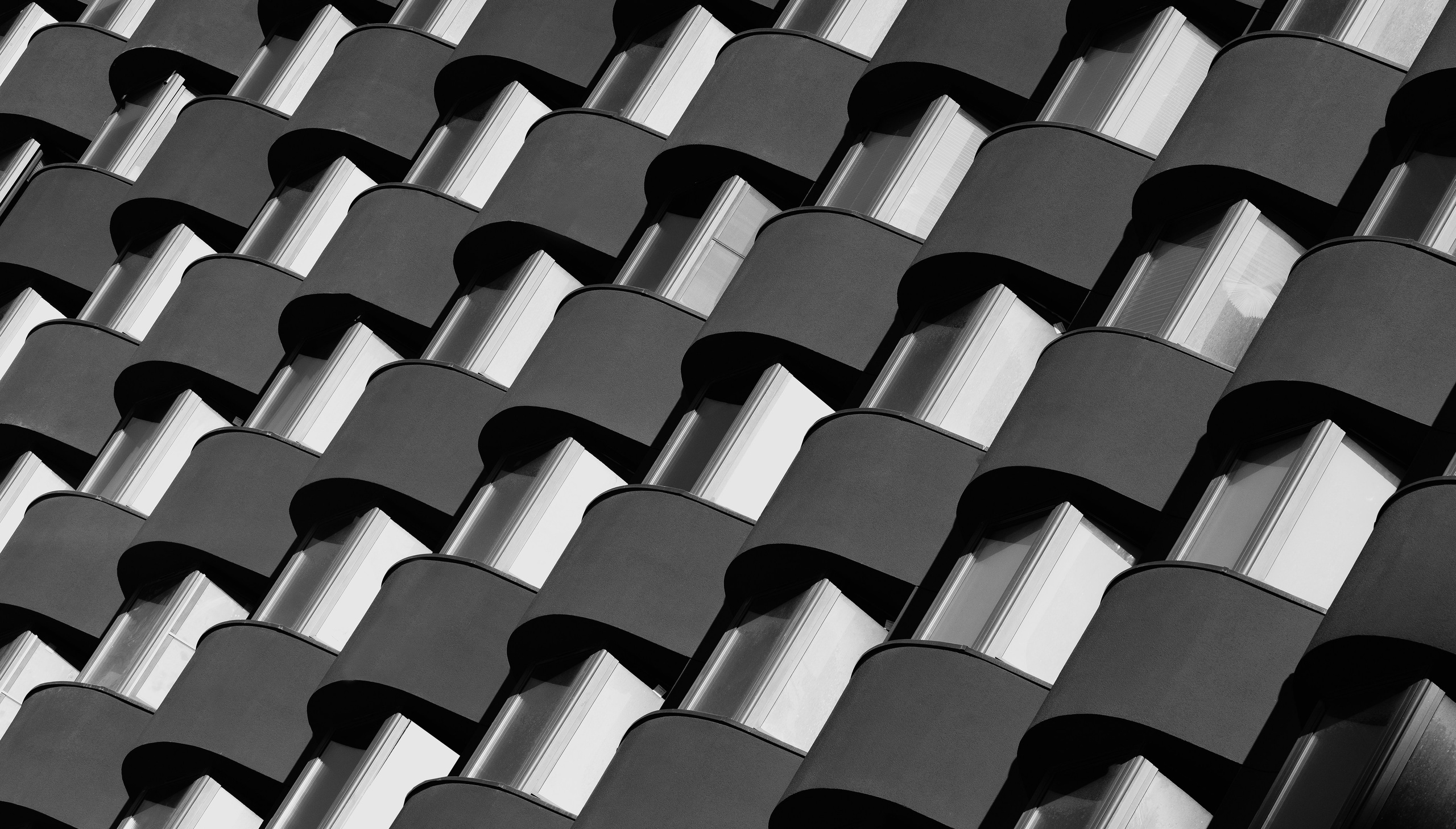 АРХМОСКВА 2024 — ГОРОДСКИЕ ФАКТУРЫ. @tomrus: Рустам Шагиморданов — фотограф