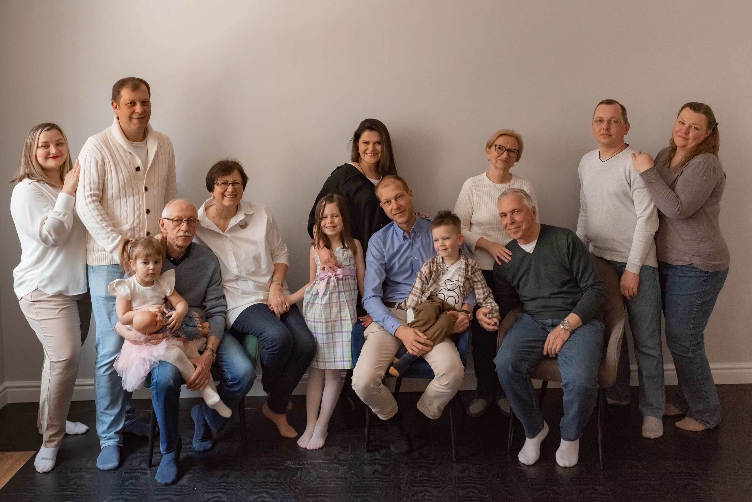Фотосессия большой семьи дома. Анонс. Фотограф Юлия Кондратьева