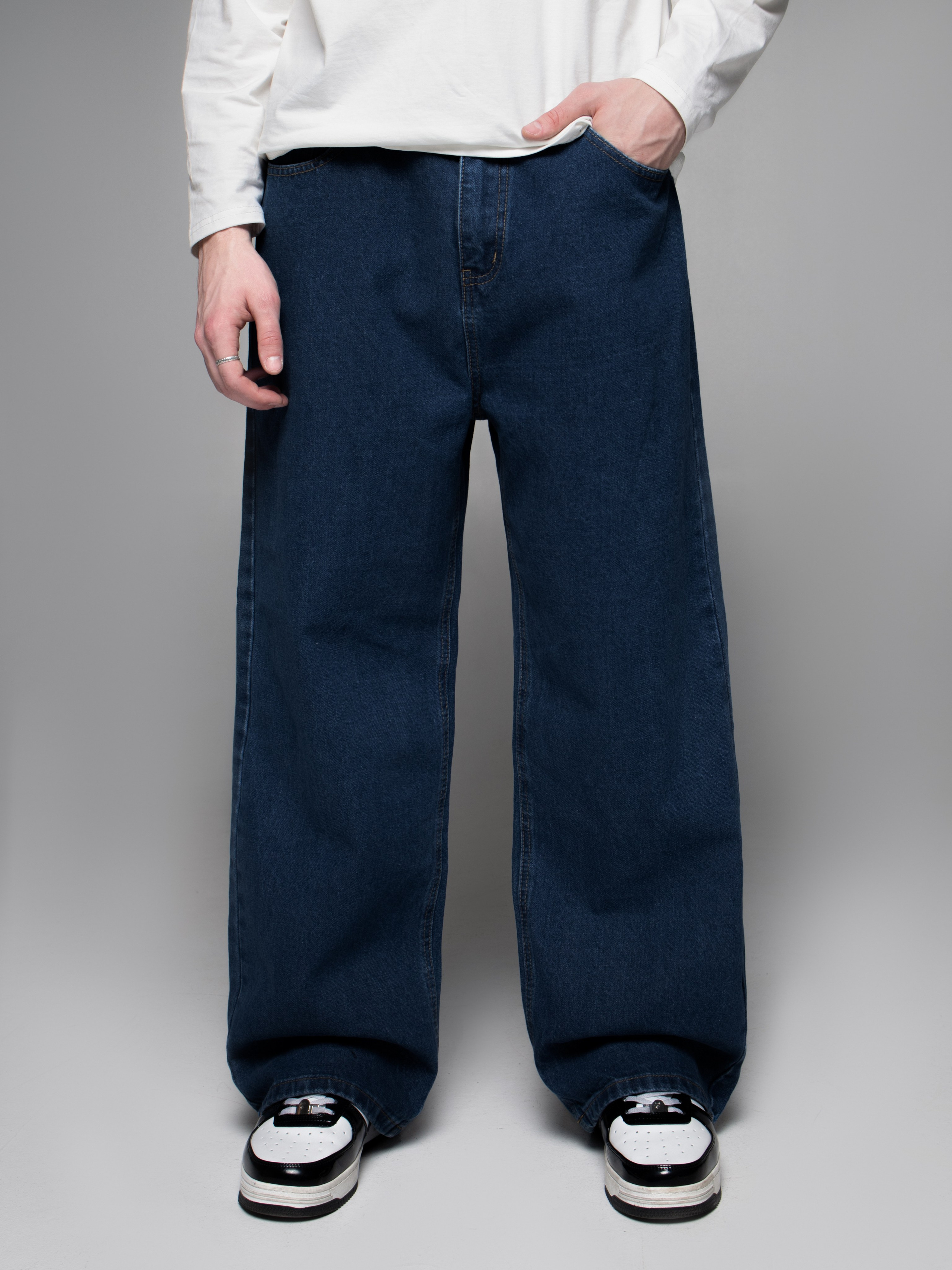 КАТАЛОГ | серый фон. RUNA production — стильные съемки для брендов