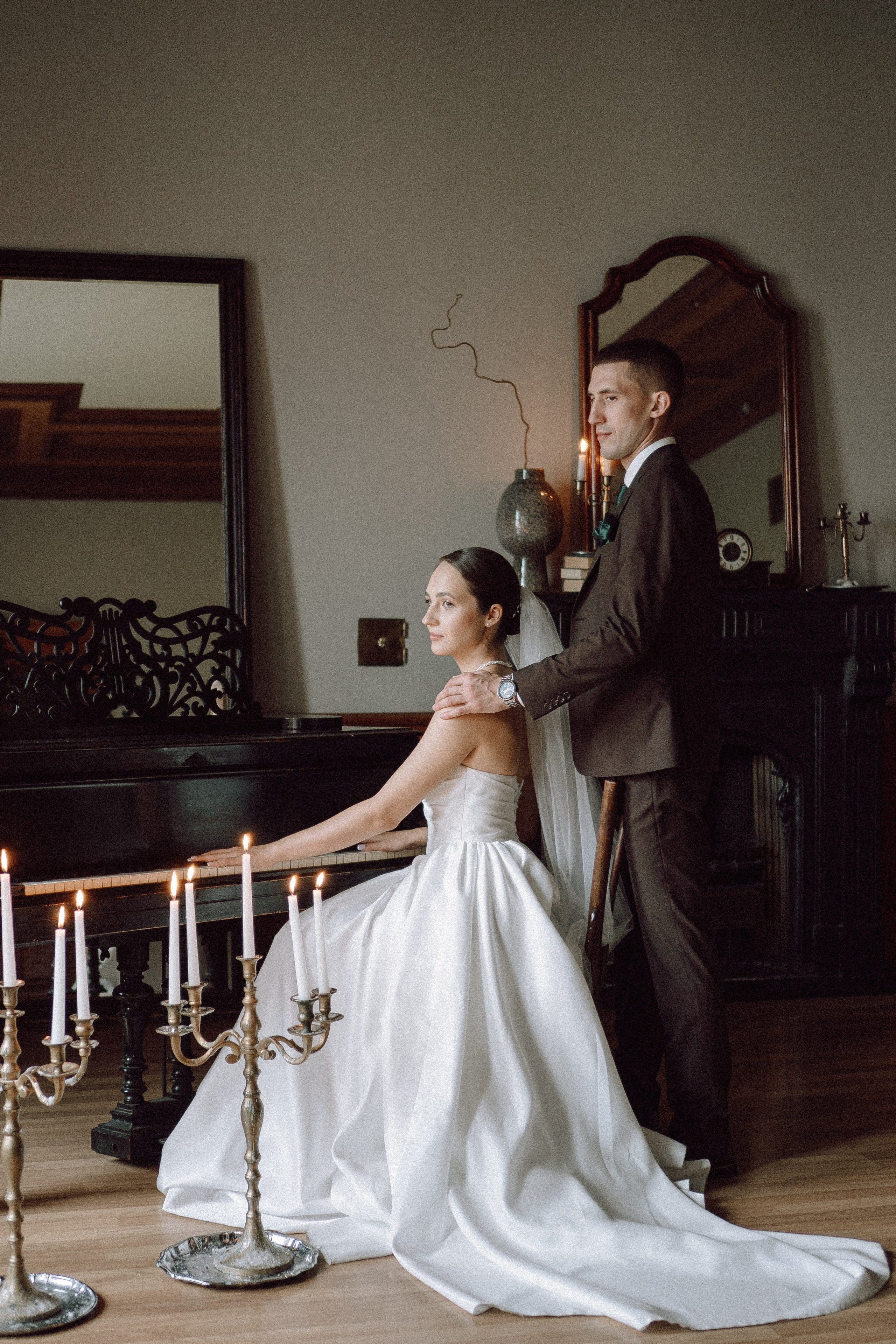 СВАДЕБНАЯ ПРОГУЛКА В САНТК-ПЕТЕРБУРГЕ (ИСАКИЕВСКИЙ СОБОР, ЗИМНЯЯ КАНАВКА, ЭРМИТАЖ И БОЛЬШАЯ МОРСКАЯ УЛИЦА). Профессиональный фотограф, Санкт-Петербург — Виктория Богомолова