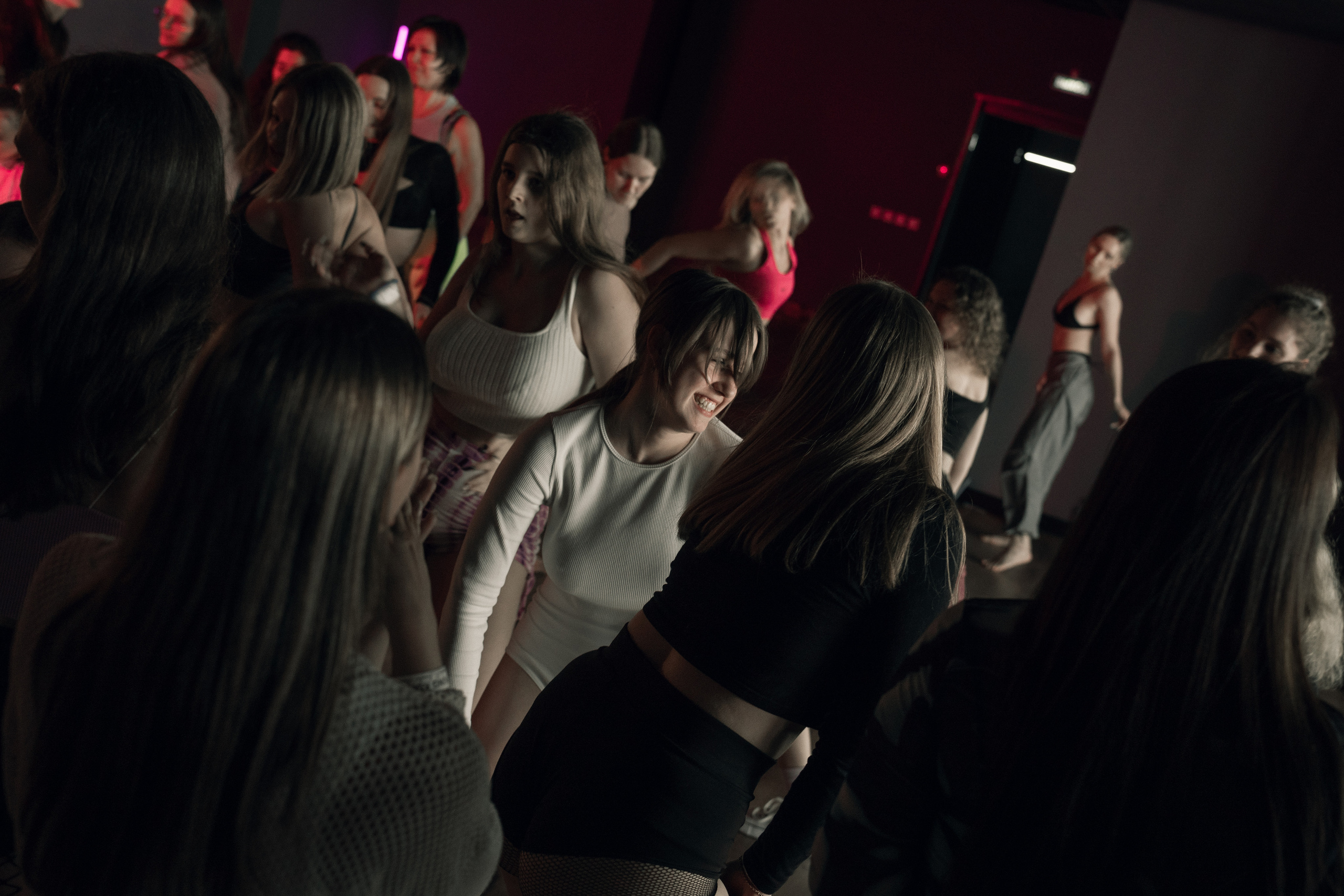 DANCEHALL FEMALE| ПРОКАЧ. Фотограф, Видеограф Новосибирск