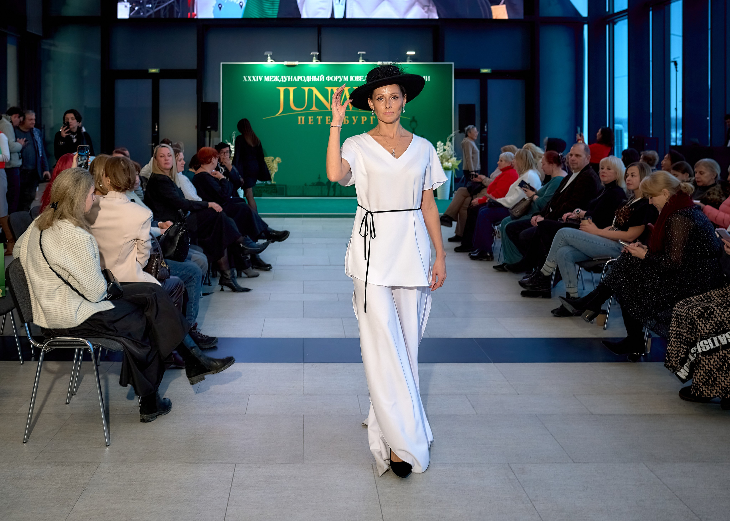 Ювелирная выставка | Экспофорум. Свадебный фотограф, видеограф, рилсмейкер в Санкт-Петербурге и Москве