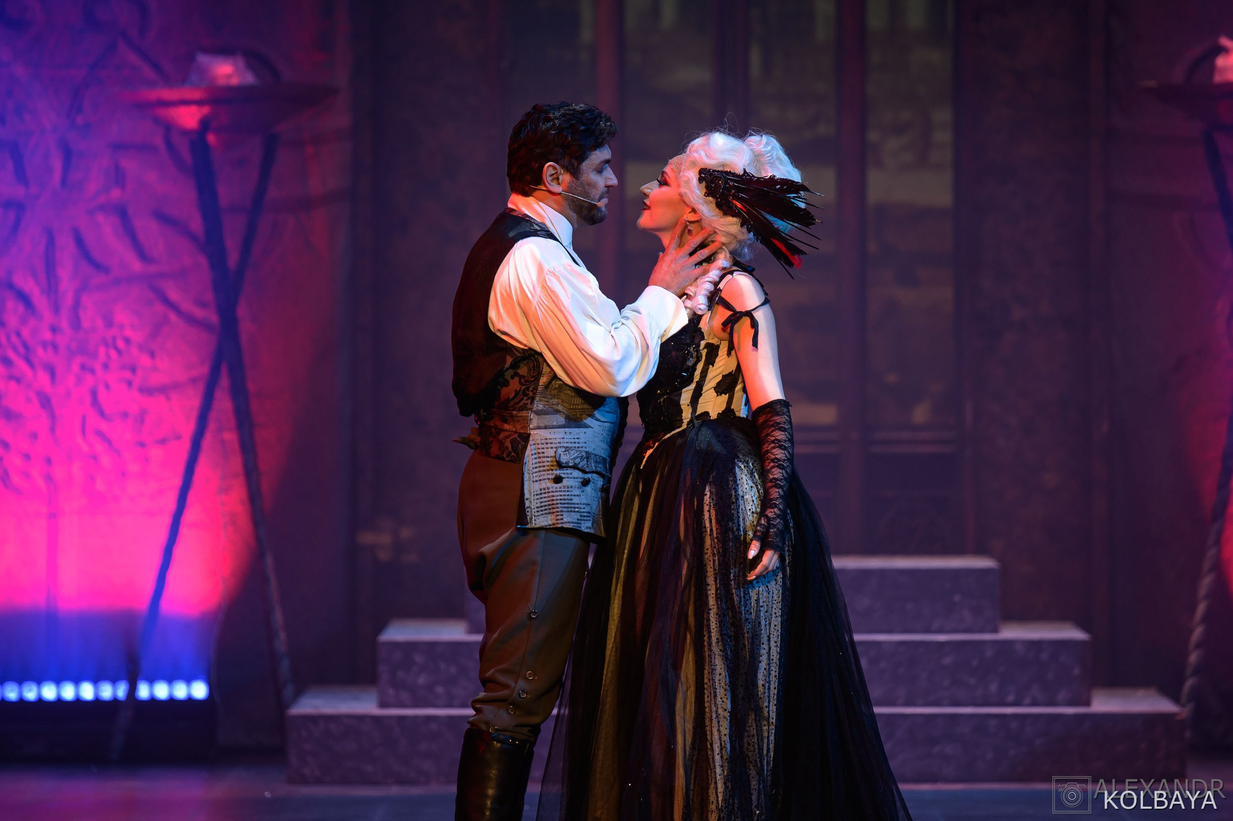 Опасные связи. Концертный и театральный репортажный фотограф в Москве Александр Колбая