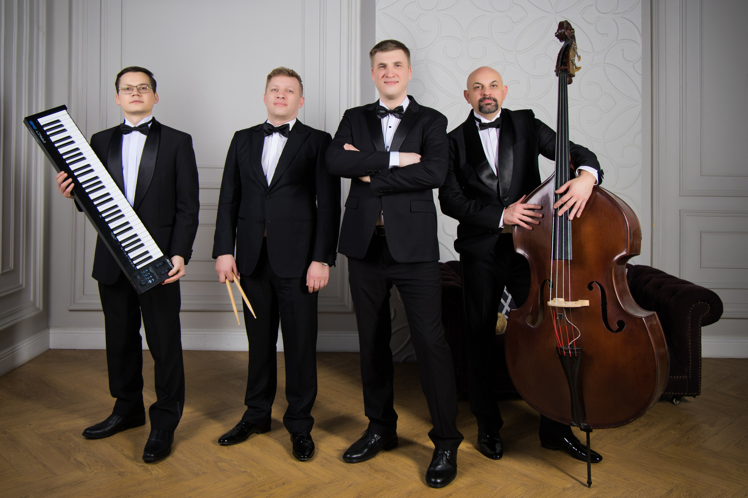 Bravur Jazz Band. Photomantis