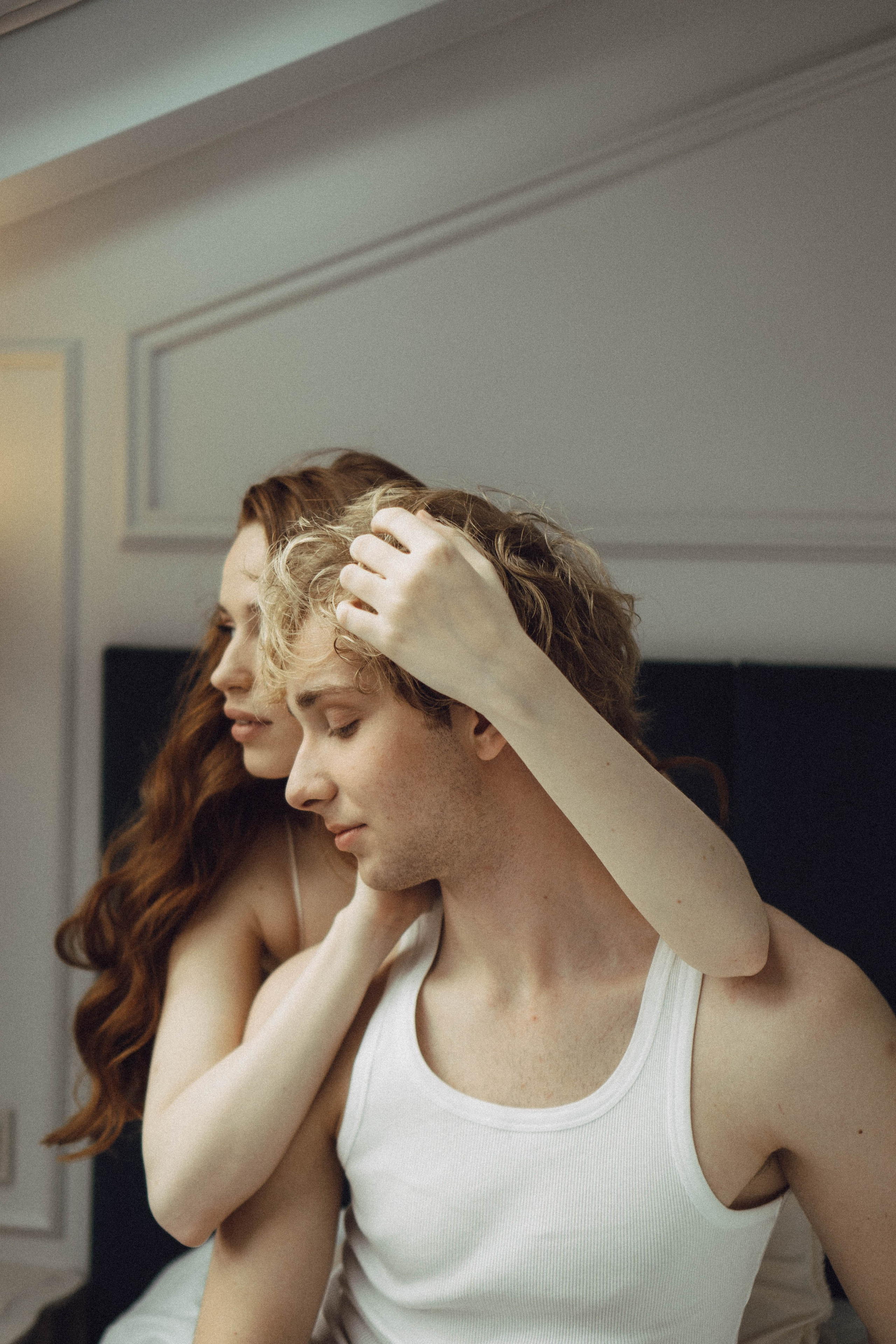 СВАДЕБНАЯ СЬЕМКА В ОТЕЛЕ. СБОРЫ ЖЕНИХА И НЕВЕСТЫ И ТАКЖЕ ТОР И ПОДГОТОВКА К ПРОГУЛКЕ. Профессиональный фотограф, Санкт-Петербург — Виктория Богомолова