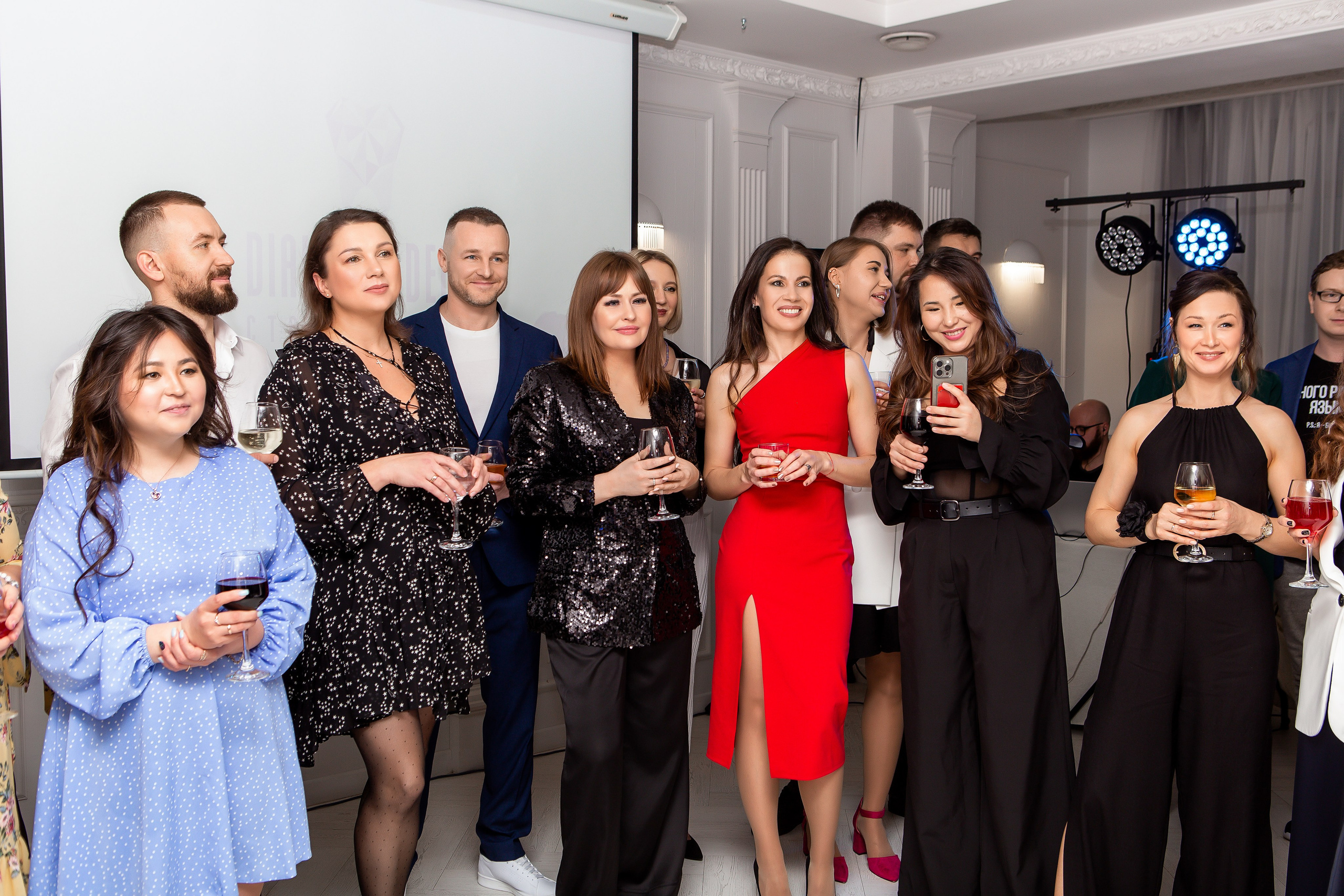 Юбилей стоматологии. Контент фотограф, съемка для маркетплейсов, фуд съемка и репортажи в Новосибирске Ралия Галеева