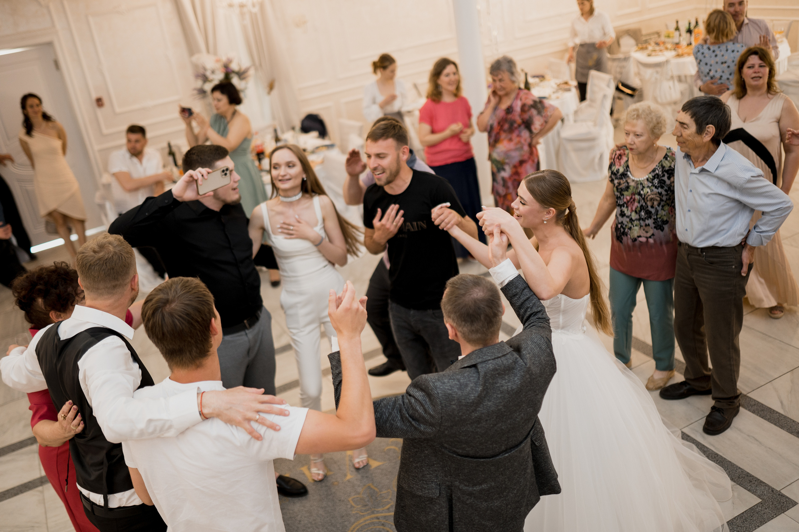 НОВЫЕ ЛЮДИ. Свадебный фотограф Тольятти Москва Адамова Виктория