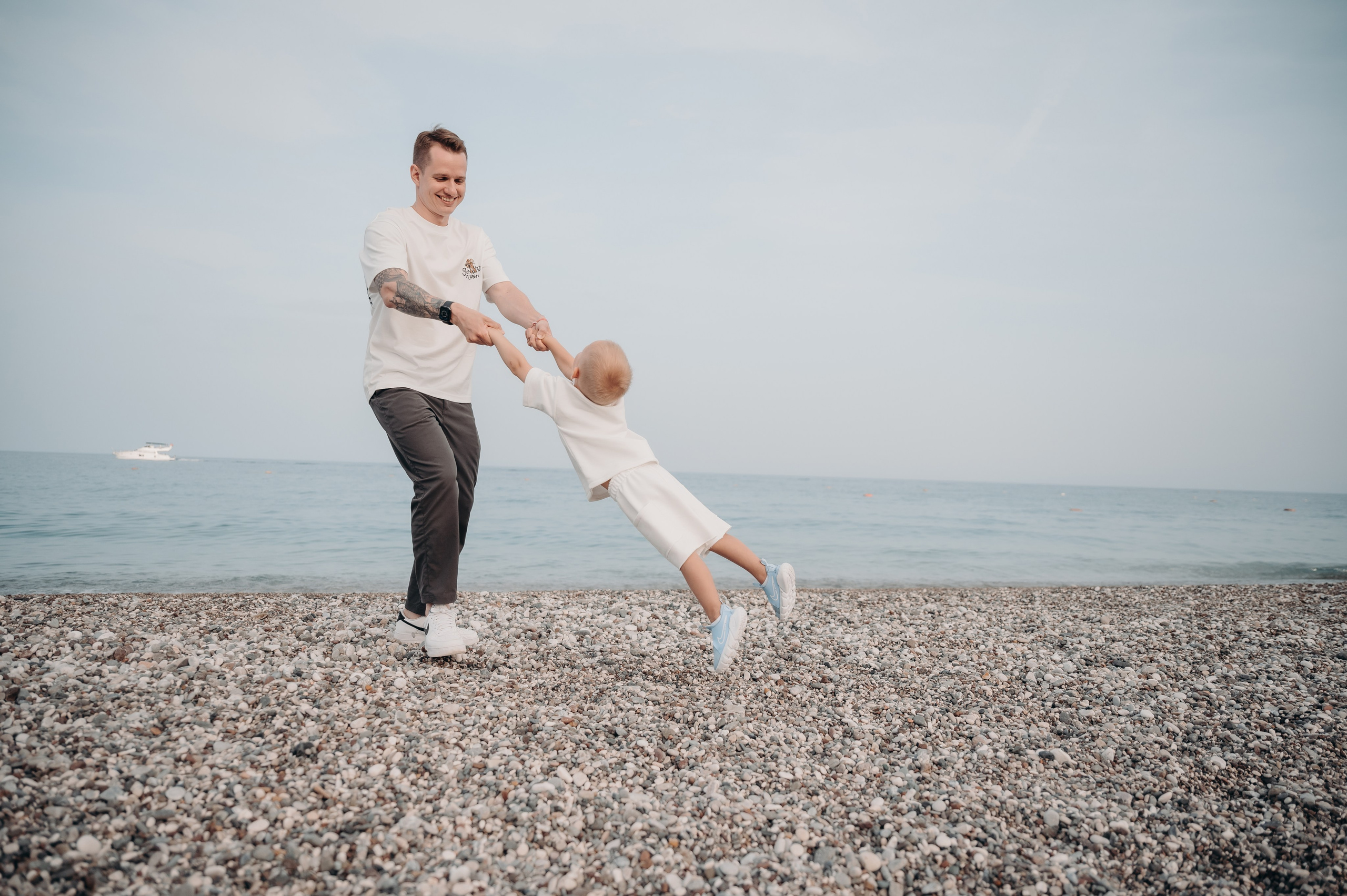 Анджей, Анна и Янчик. Главная