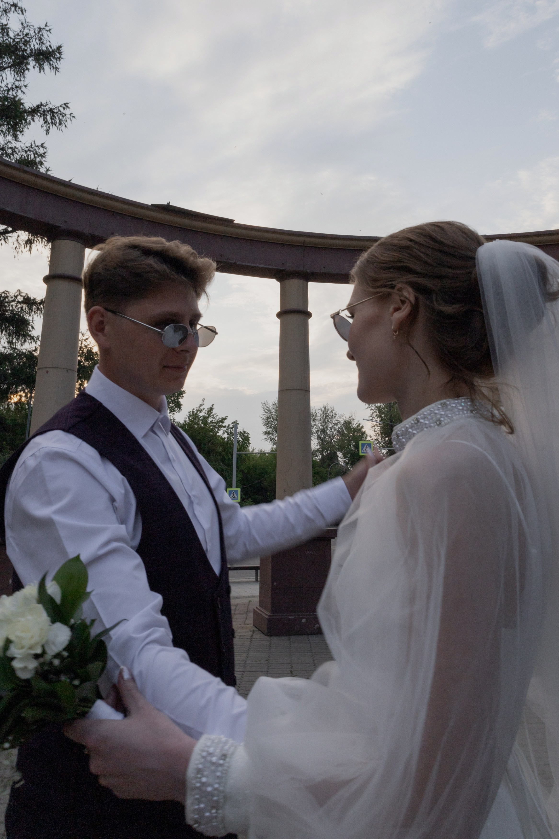 Владислав и Юлия Вечерняя прогулка по городу. Свадебный Фотограф в Иркутске Екатерина Елисеева