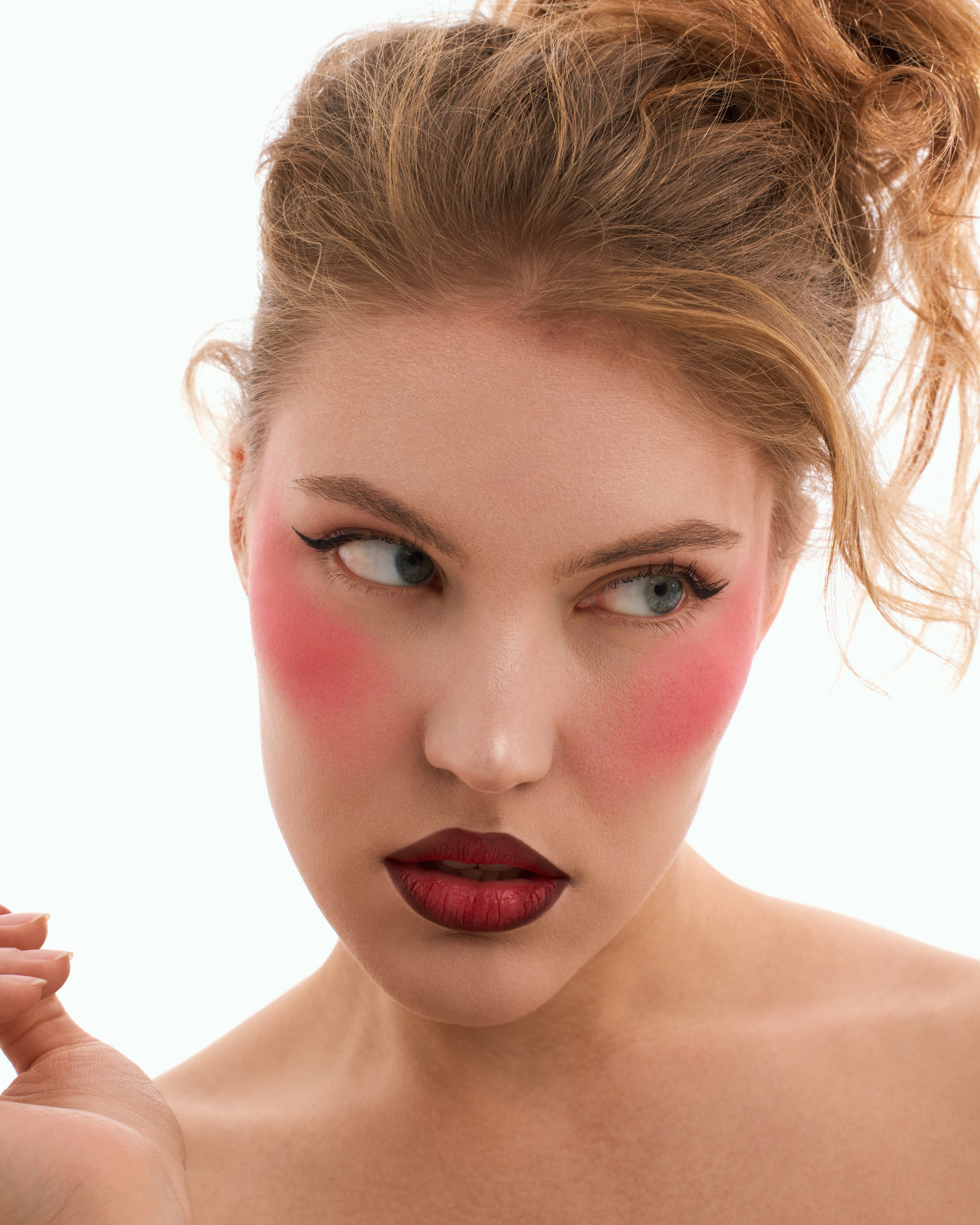 Beauty. Mary Babaeva retoucher