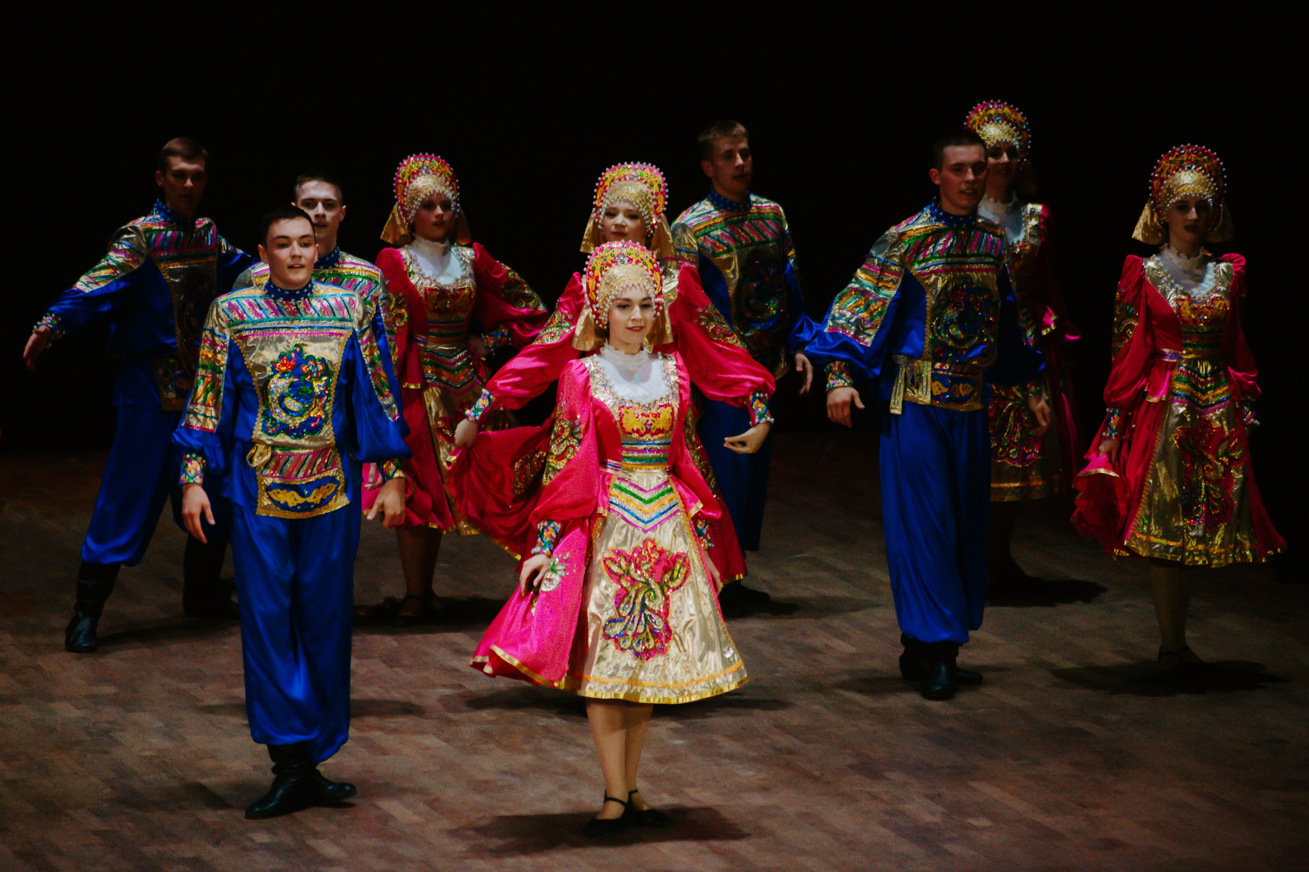 «Уральский сувенир». Концерт танцевальной студии. Фотограф в Челябинске Ополихина Анна