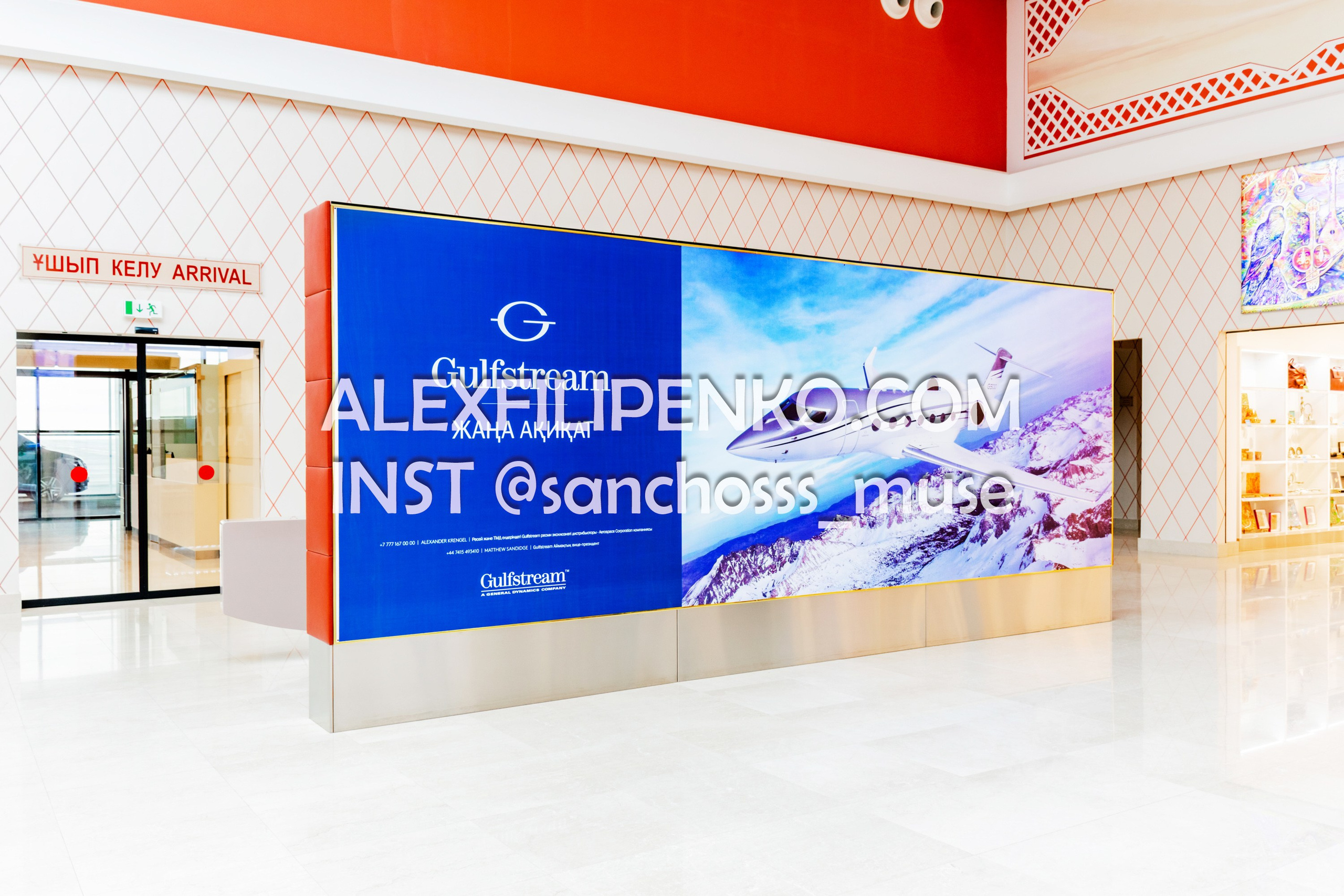 Фотосъемка для рекламного оператора MYD Production в Аэропорту Астаны. Фотограф интерьера недвижимости и архитектуры в Астане