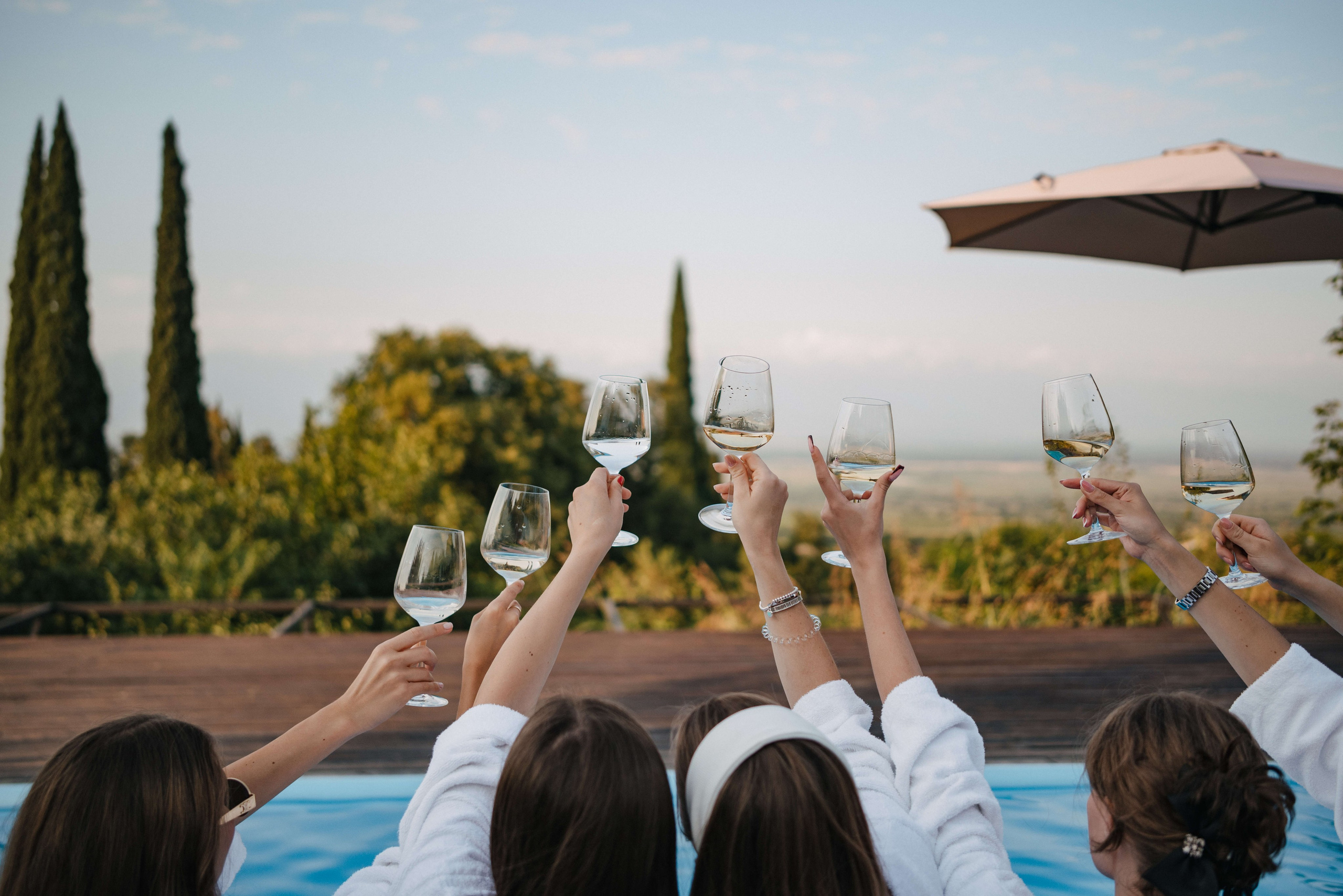 Девичник в отеле. Портретный и свадебный фотограф в Тбилиси • xeniqo