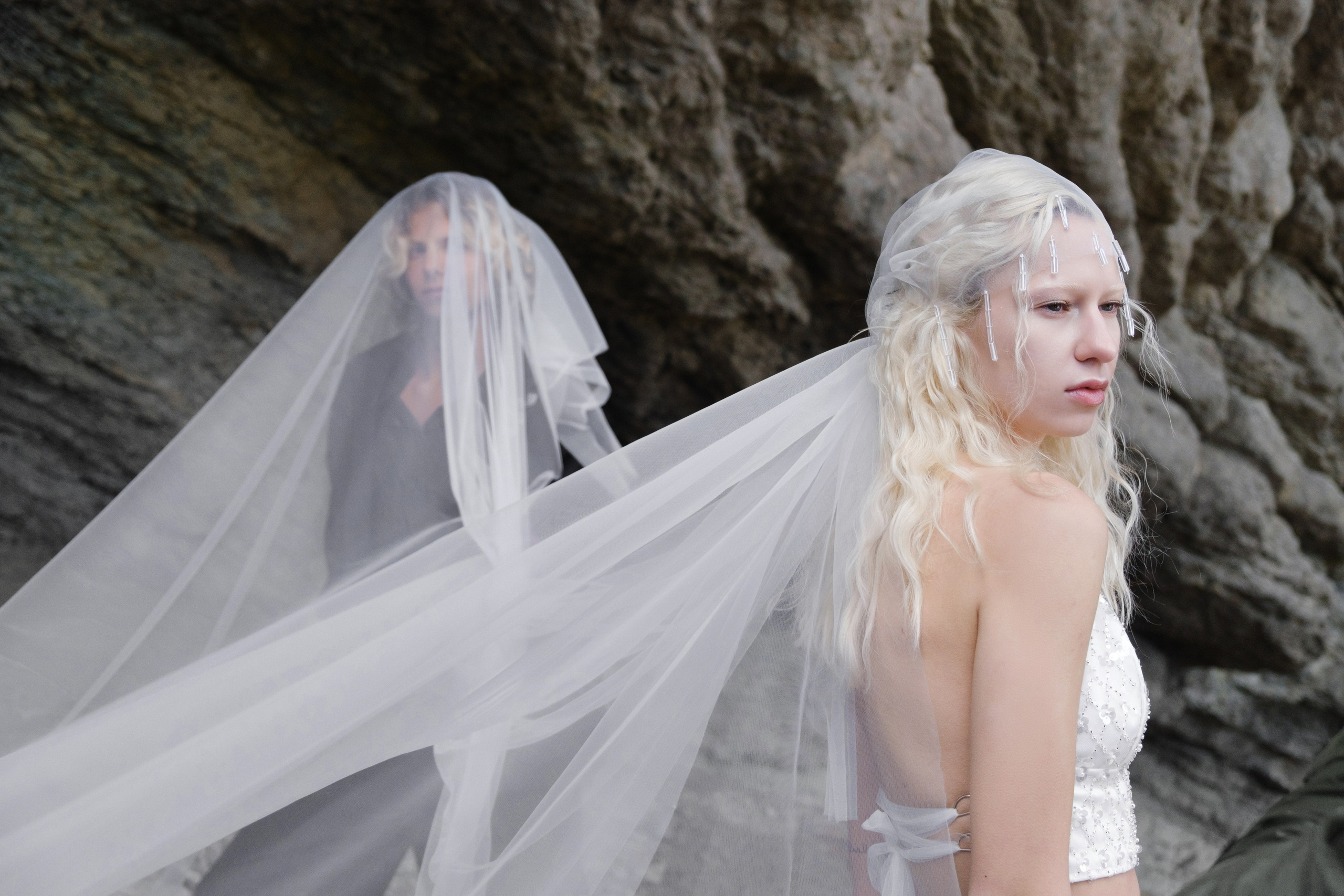 Свадебная фотосессия на Тропе Глицина Судак. Свадебный фотограф и видеограф в Крыму! Ваш день будет незабываемым!