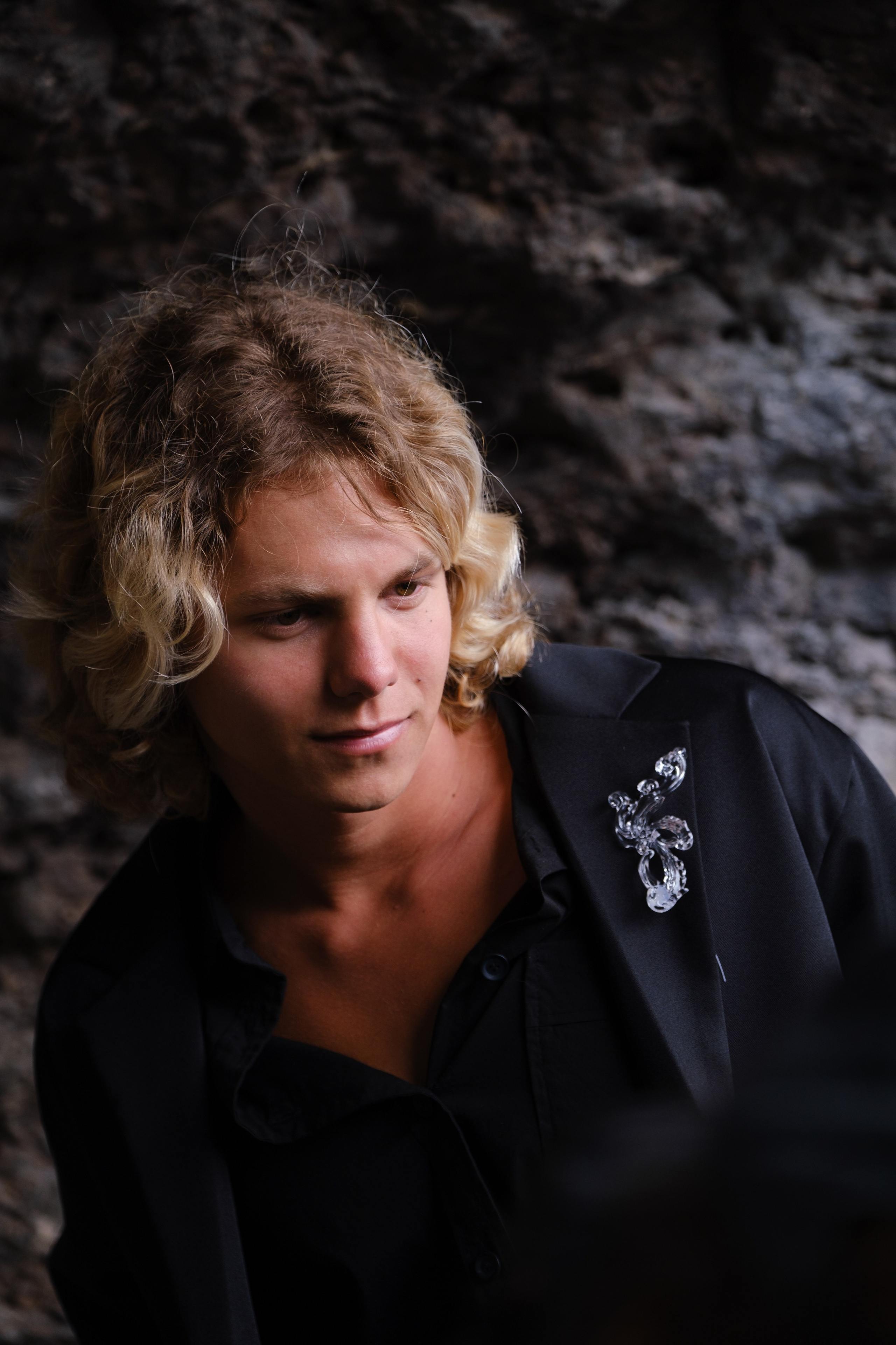 Свадебная фотосессия на Тропе Глицина Судак. Профессиональная фотосъемка в Крыму. Натуральные эмоции и живые кадры. Забронируйте дату прямо сейчас!