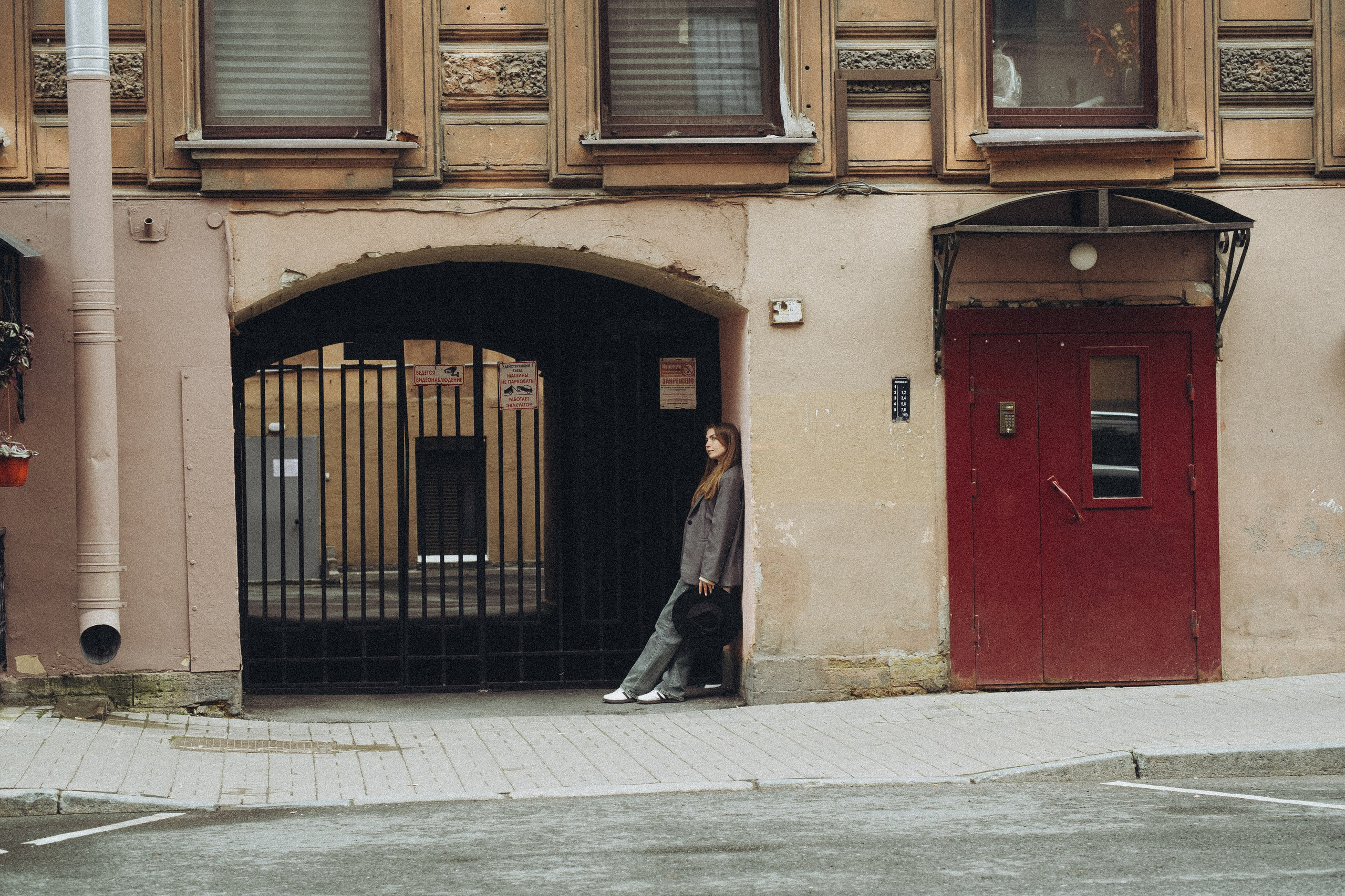 ПРОГУЛКА НА ЧЕРНЫШЕВСКОЙ. Профессиональный фотограф, Санкт-Петербург — Виктория Богомолова