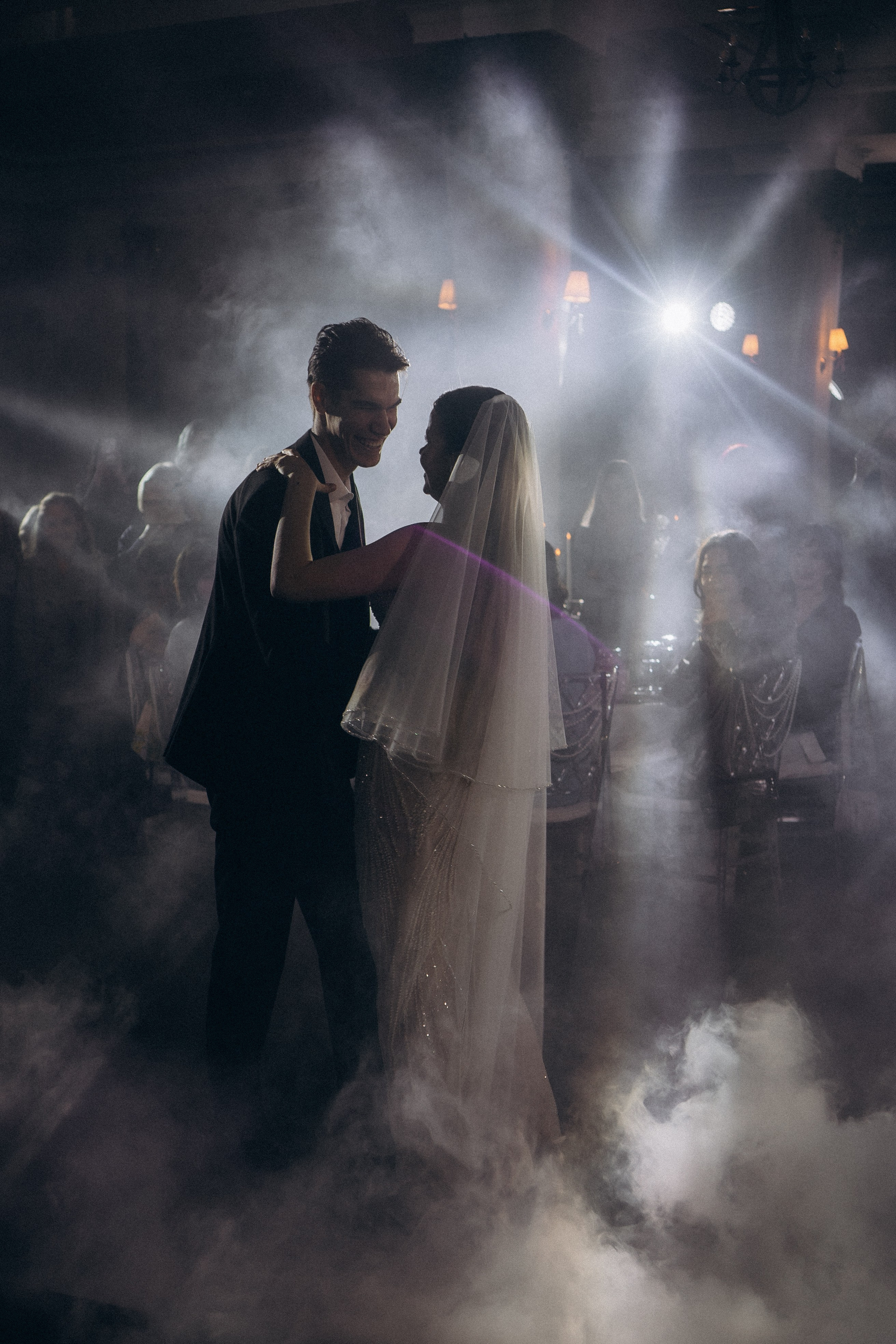 СВАДЕБНАЯ СЬЕМКА СБОРОВ В ОТЕЛЕ И ВЫЕЗД НА ЦЕРЕМОНИЮ (СНЯТО В СИБИРЕ В НИЖНЕВАРТОВСКЕ). Профессиональный фотограф, Санкт-Петербург — Виктория Богомолова