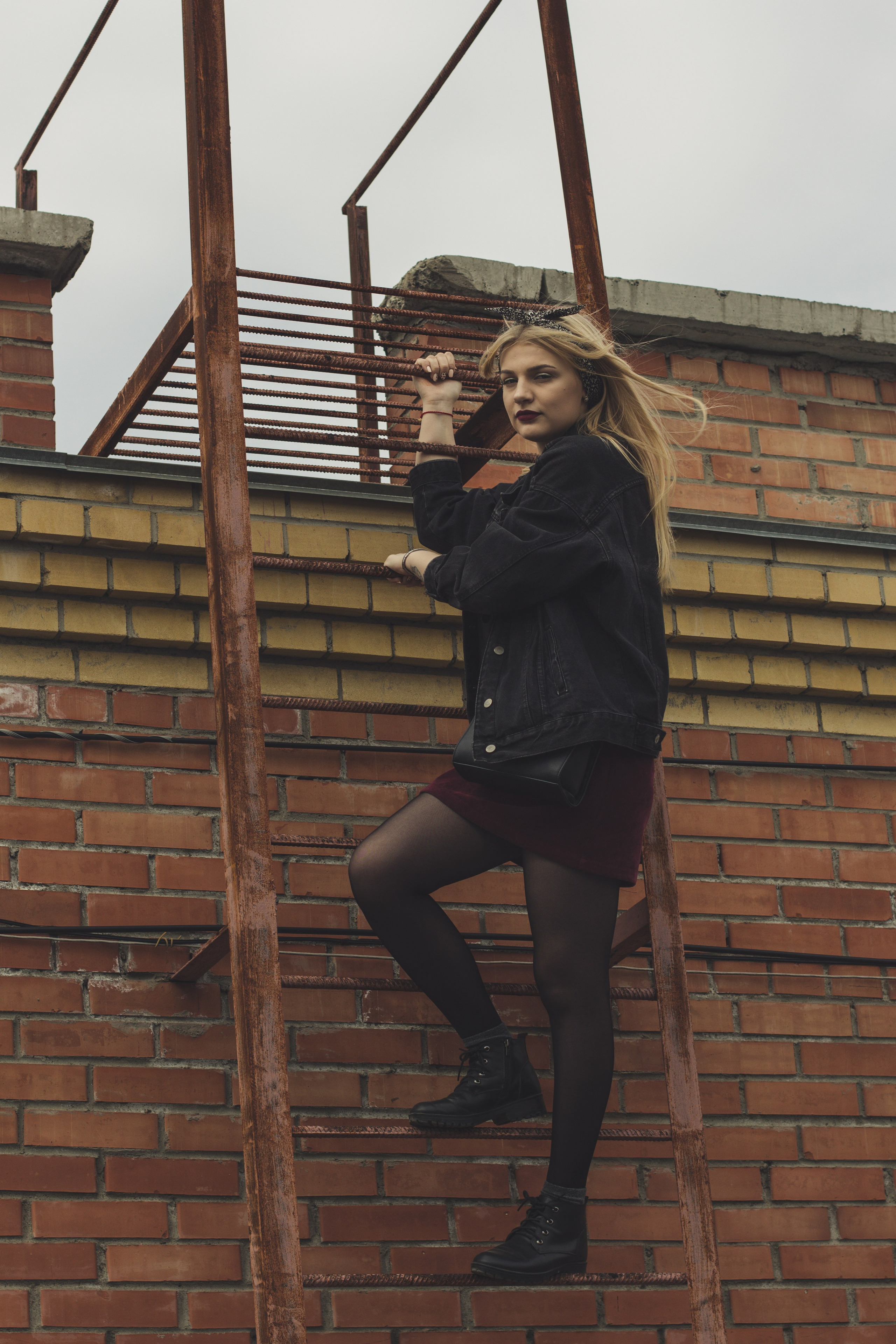 Ася.Крыша 2019 год. Фотограф и видеограф в Омск/Москва Сащенко Лера