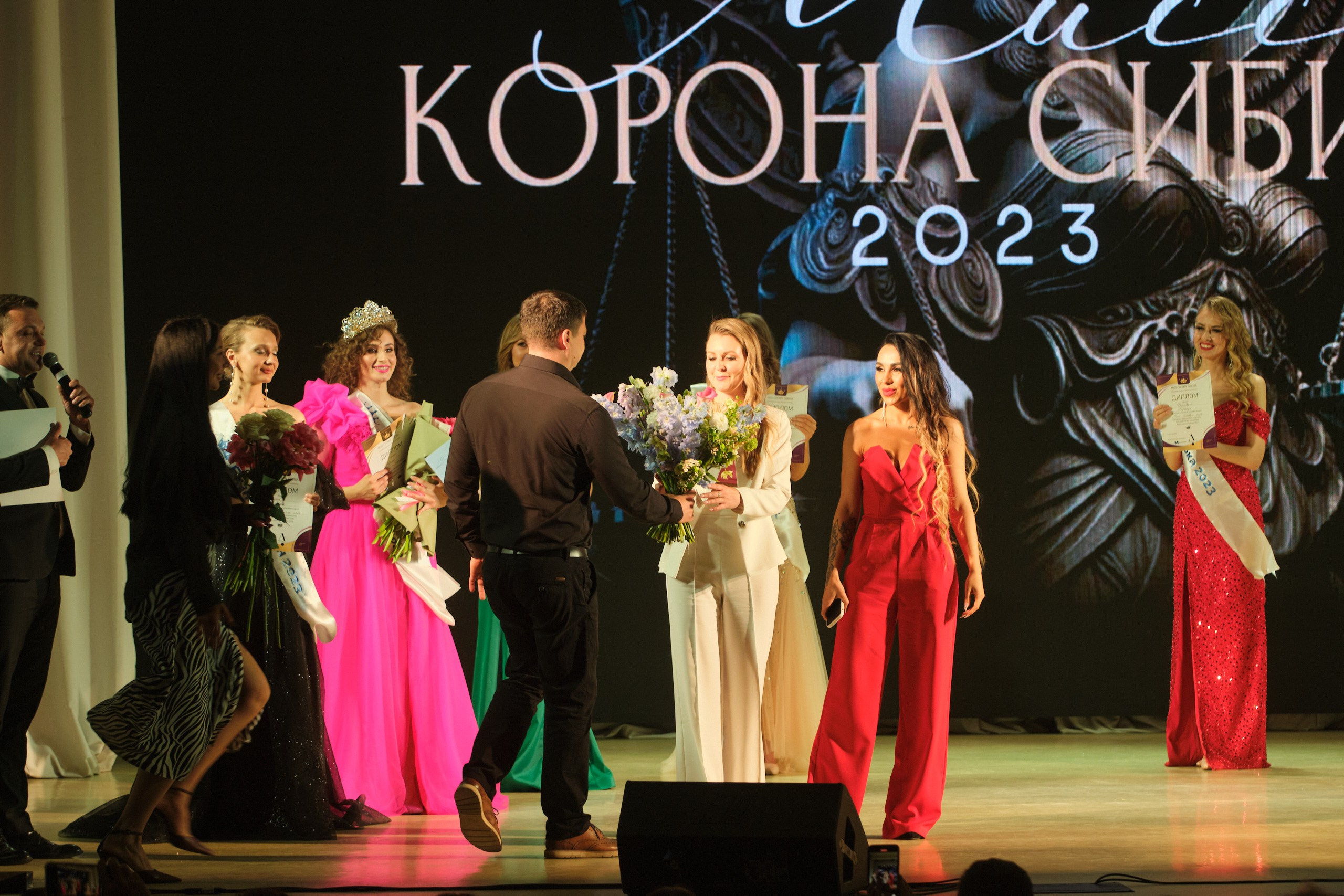 Мисс Корона Сибири. Антон Ив