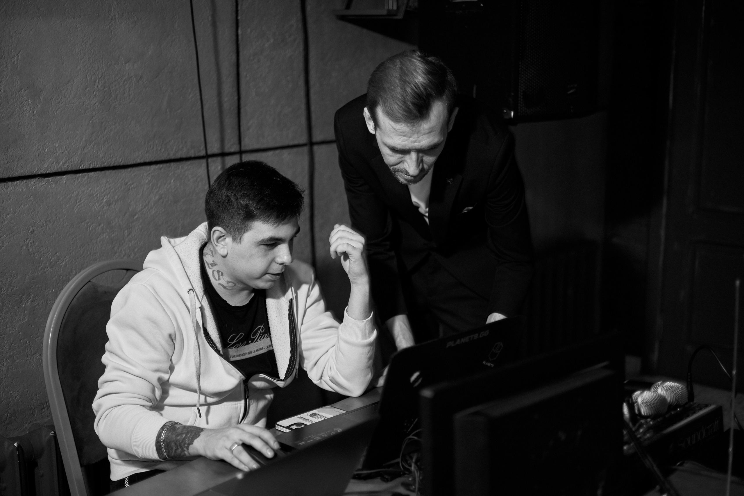 MAXIM & DAMIR | FOREST BAR | 8 МАРТА!. Главная