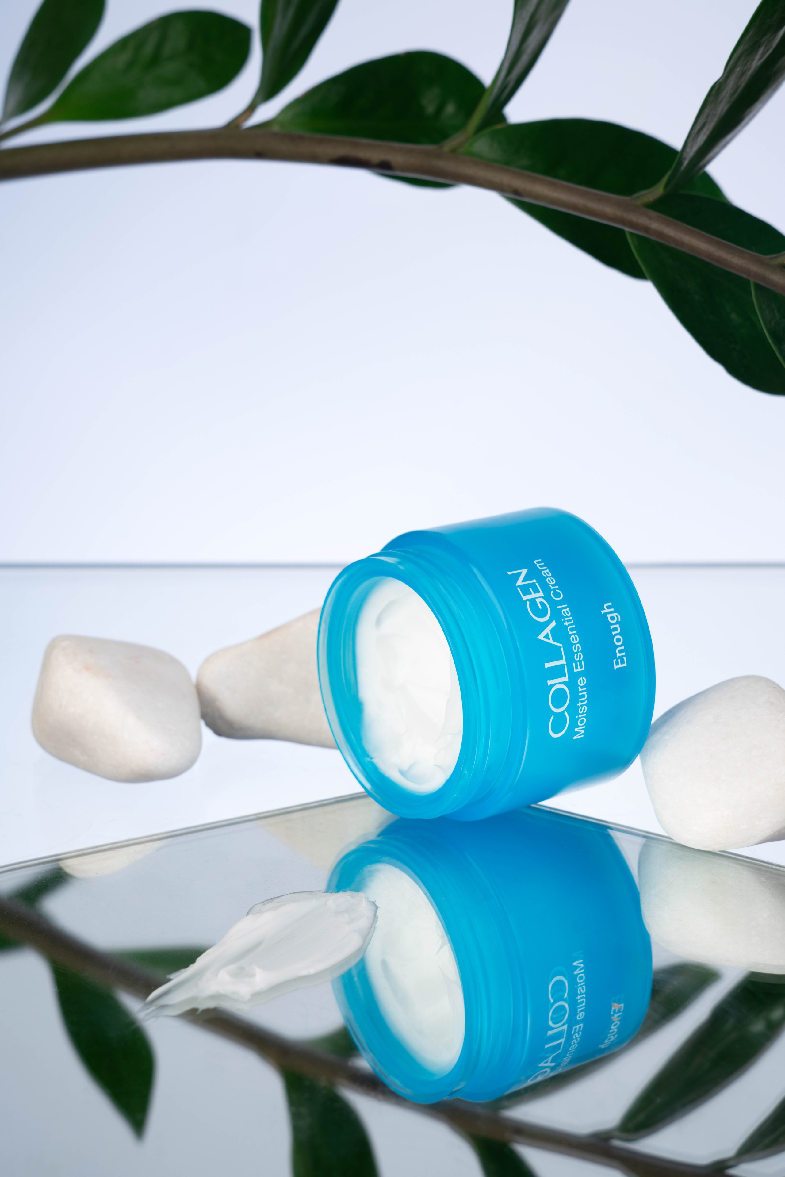 Косметика. Предметная съёмка в Москве. Предметный фотограф — Мария Кочнева