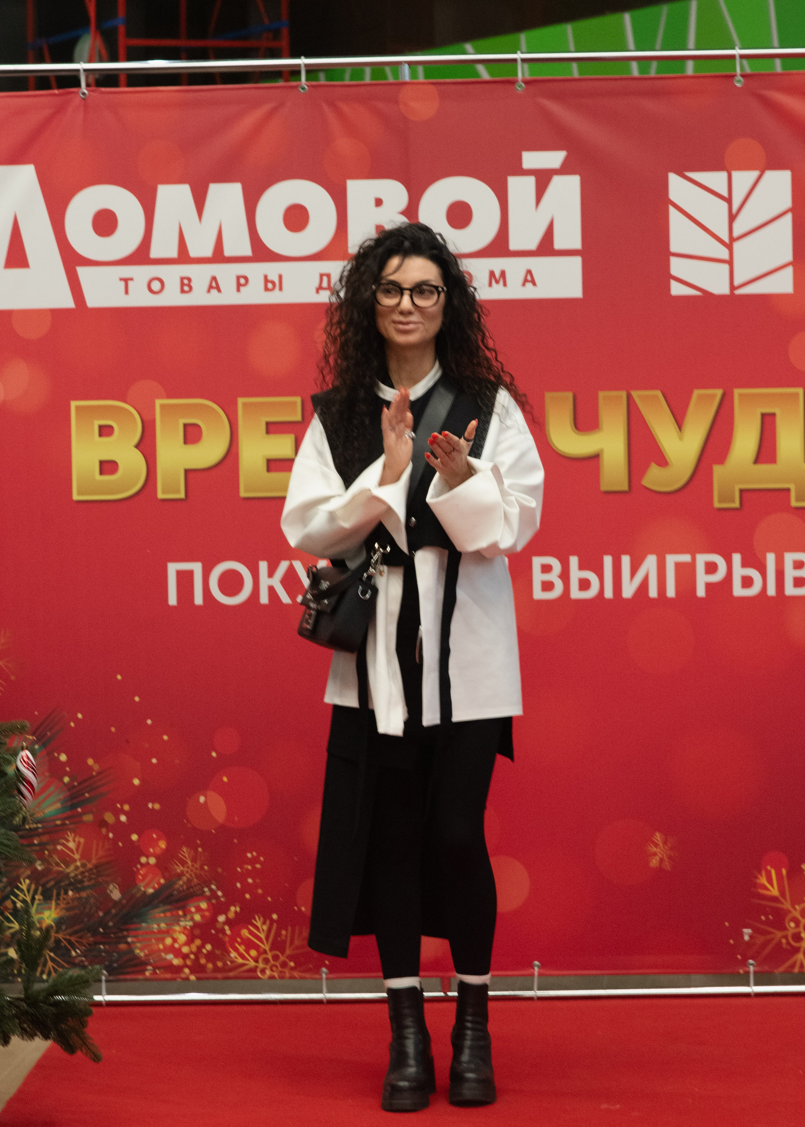 Показ Мод БФ «Исток Жизни». Дети с «Безграничными Возможностями». Портретный Семейный Fine-Art фотограф в Санкт-Петербурге Криулина