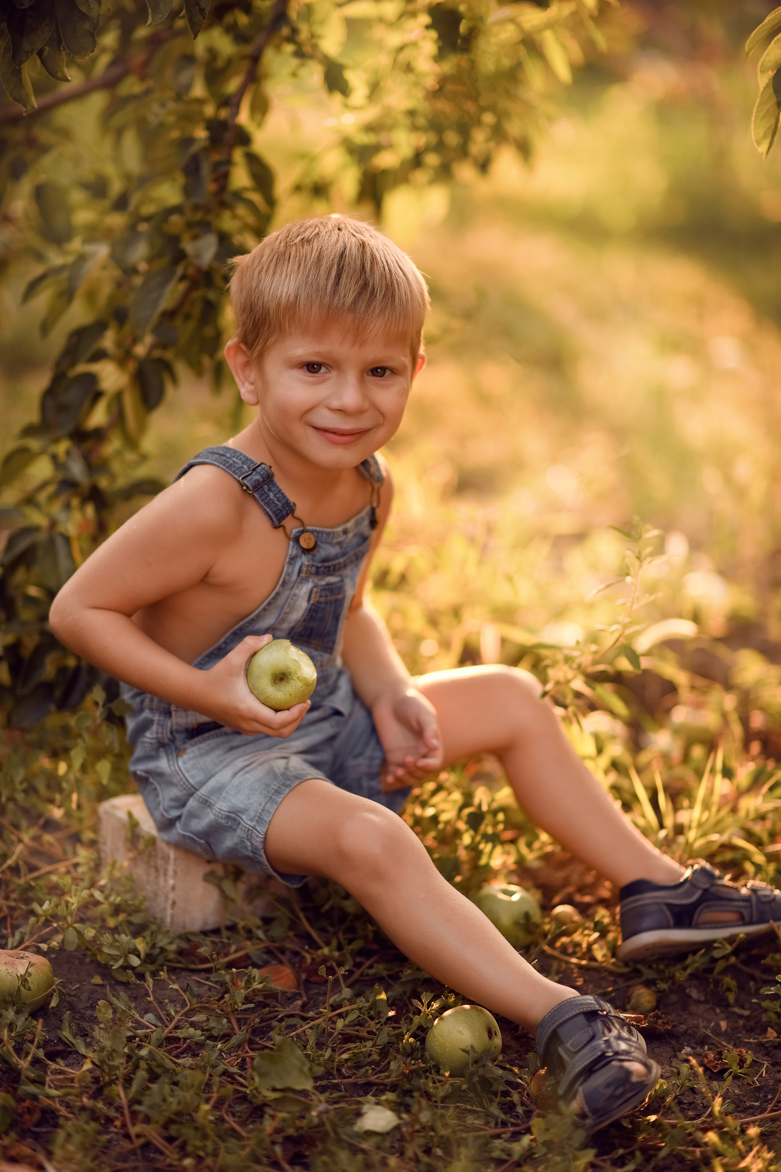 Яблочный сад. Семейный, детский фотограф в Ростове-на-Дону Совенко Юлия