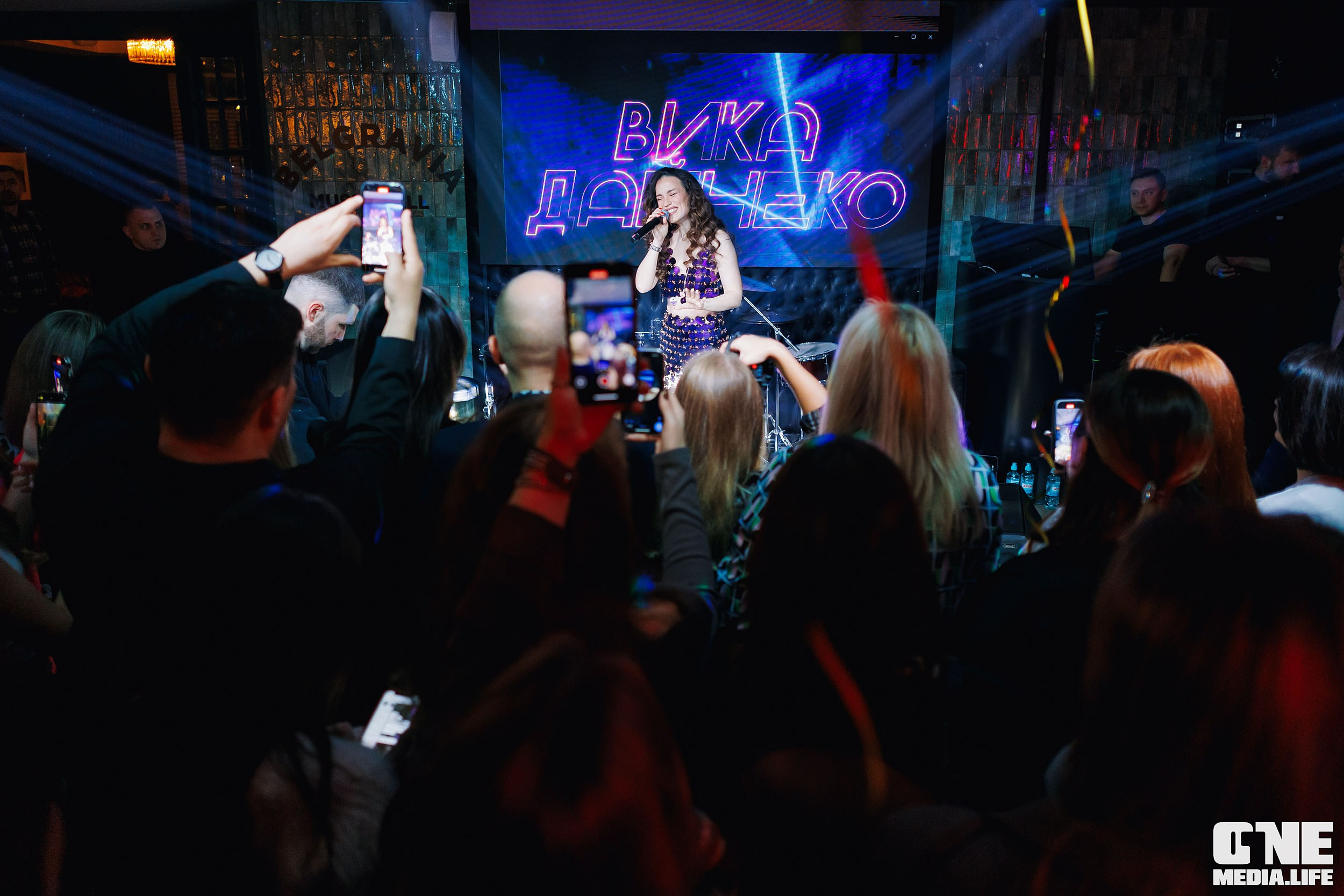 Фоторепортаж из караоке-клуба Белгравия. One Media Life: фоторепортажи, фотоотчеты с мероприятий и заведений