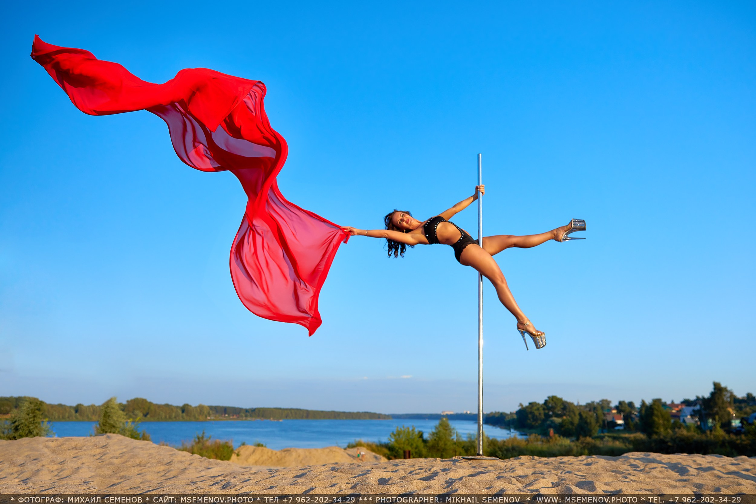 Выездная фотосессия на пилоне «Студия PoleDance Грация танец с шестом» г. Ярославль. Фотограф Михаил Семенов