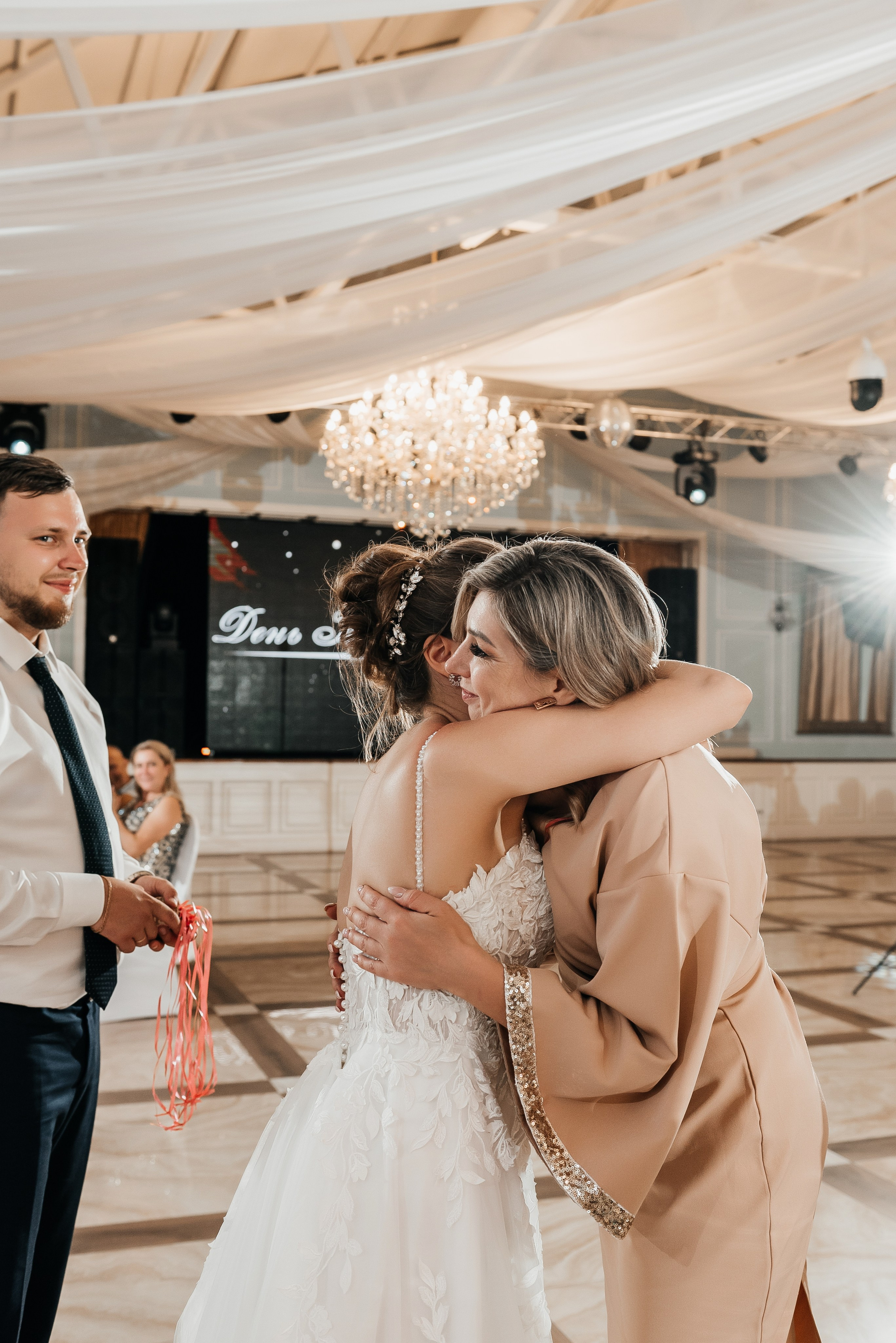 Свадебный фотограф в Екатеринбурге. Свадебная фотосъемка. Свадебный фотограф в Екатеринбурге