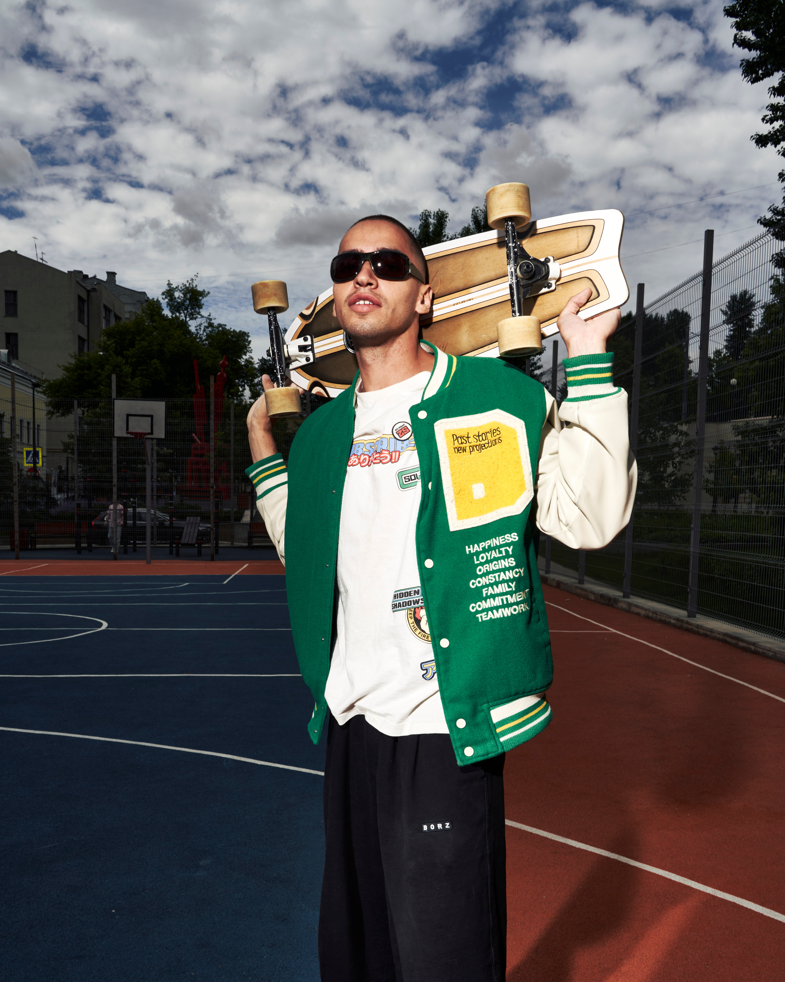 Джейден Феникс. Рома Гелик фотограф из г. Москва