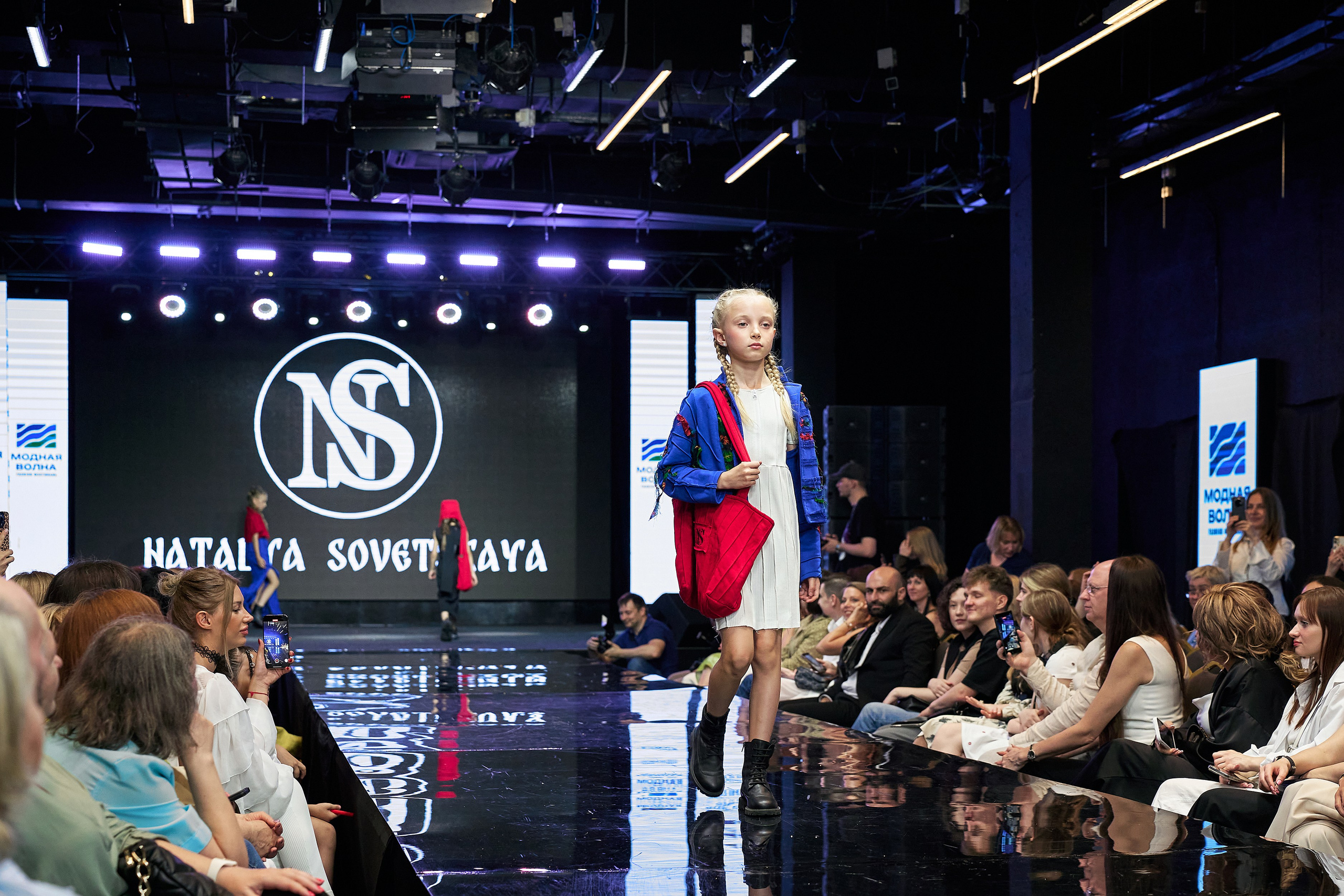 Модная Волна 2025. Фотограф Ольвия Капранова в Москве и московской области