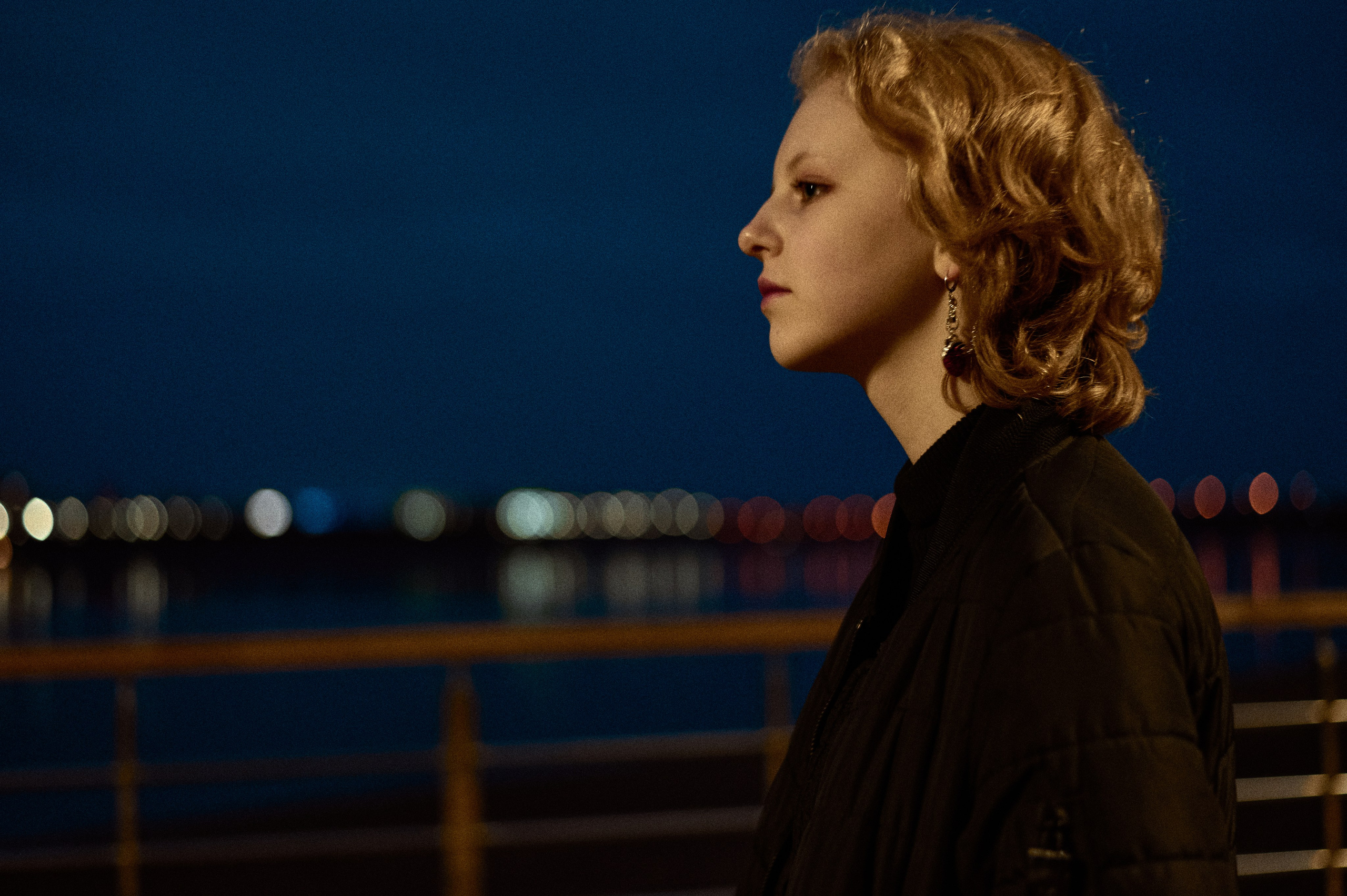 Лиза. Сумерки в лесу. Женский фотограф в Череповце Даша Акулич