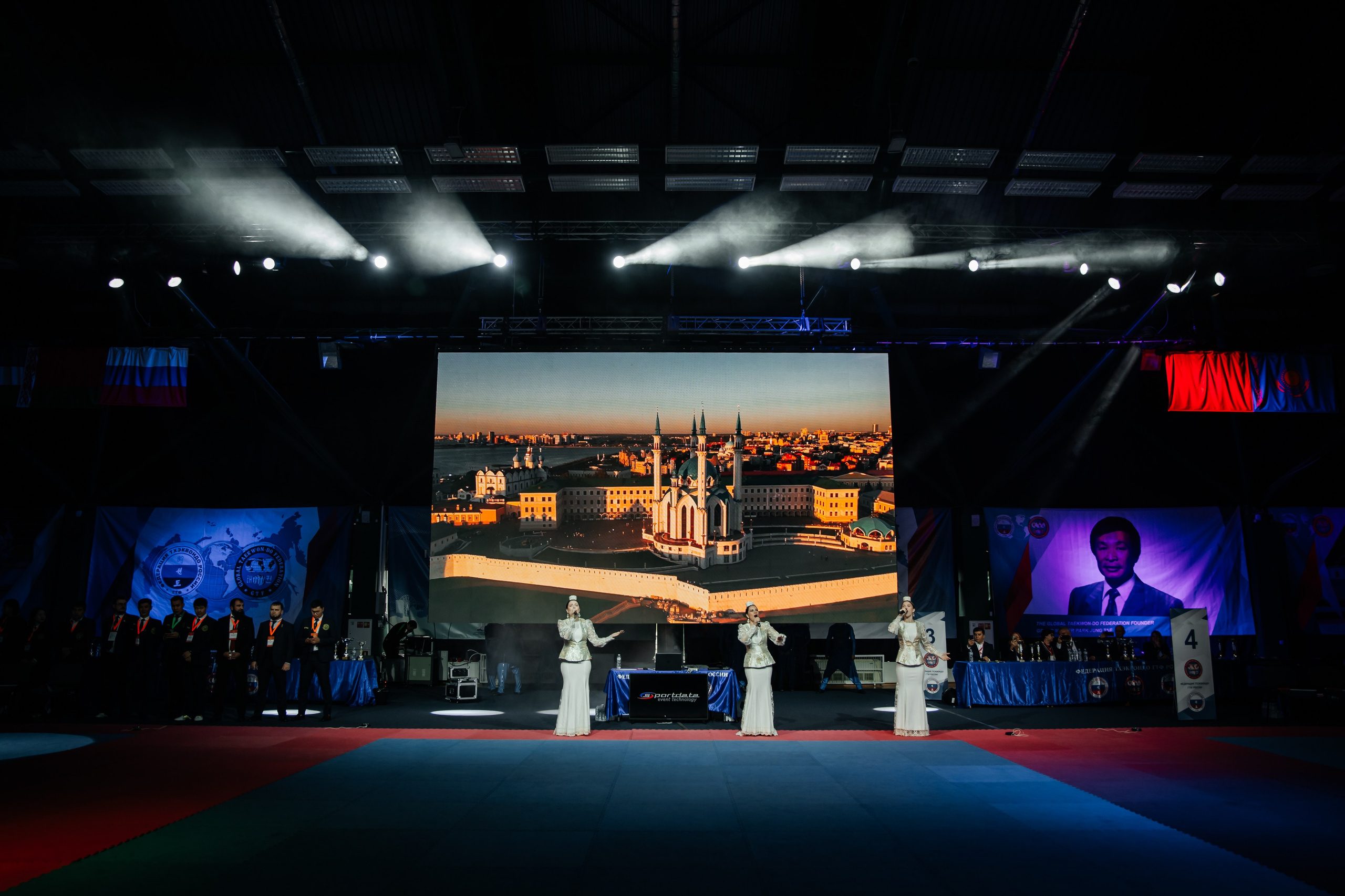 Конференции и мероприятия. Люксмедиа — это команда фотографов и видеографов. Город Казань. Дамир Сафин