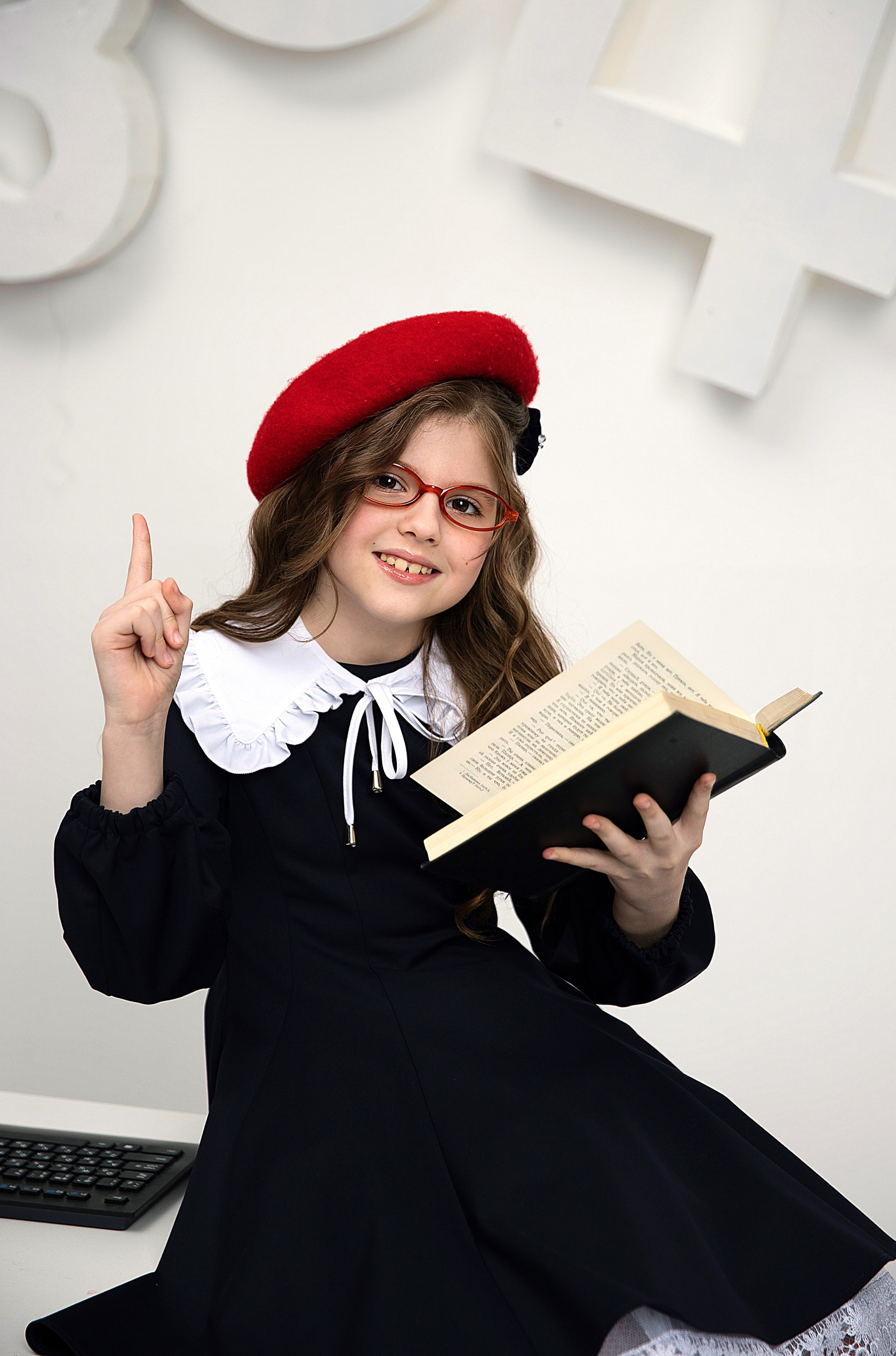 Школьница. Детский школьный фотограф в Кемерово Зиновьева Екатерина