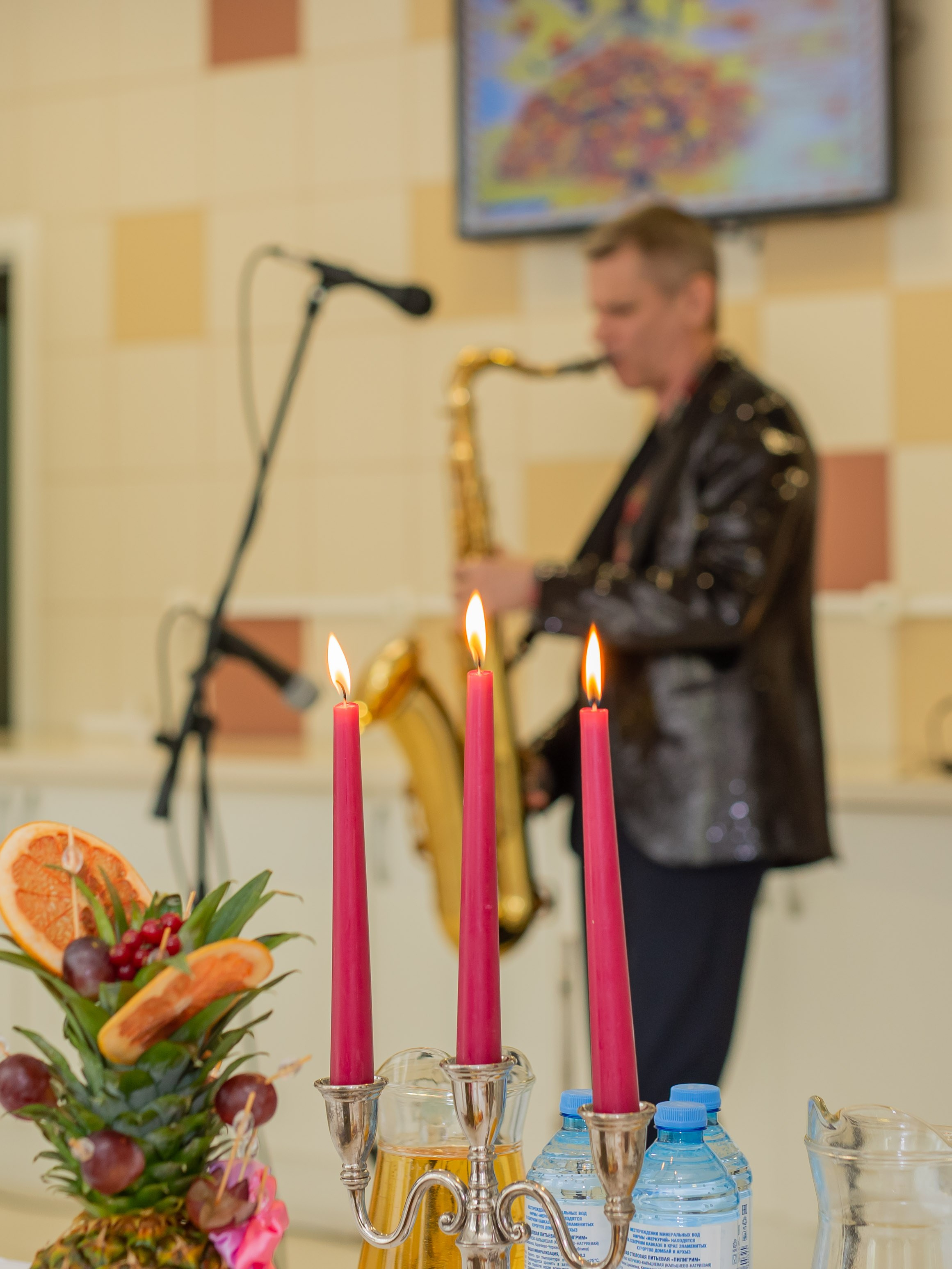 Bridge Resort. 8 марта. Поздравление от мужчин. Фотограф Сергей Катаев