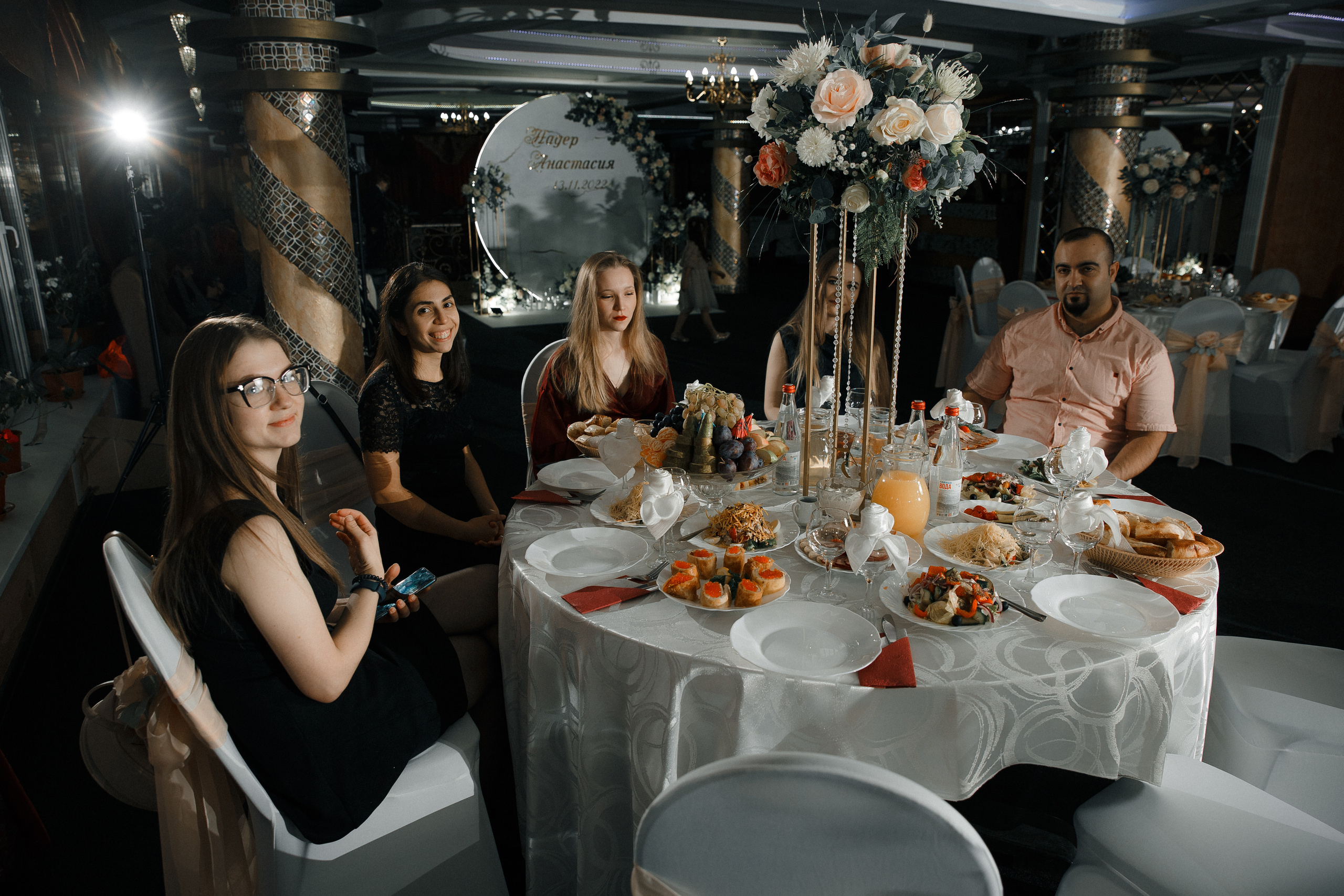 Надер и Анастасия. Свадебный и семейный фотограф в Саратове Виолетта Привалова