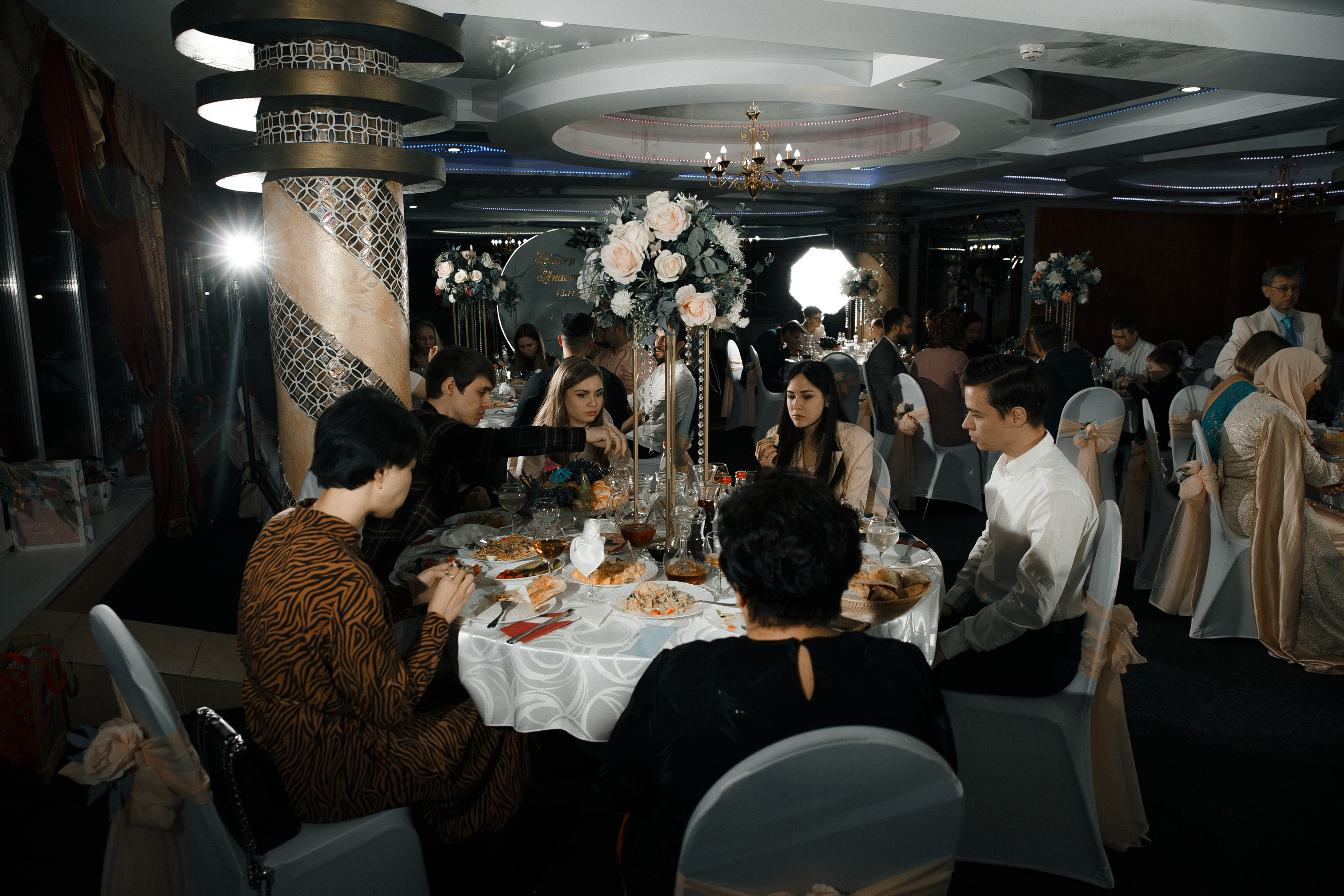 Надер и Анастасия. Свадебный и семейный фотограф в Саратове Виолетта Привалова