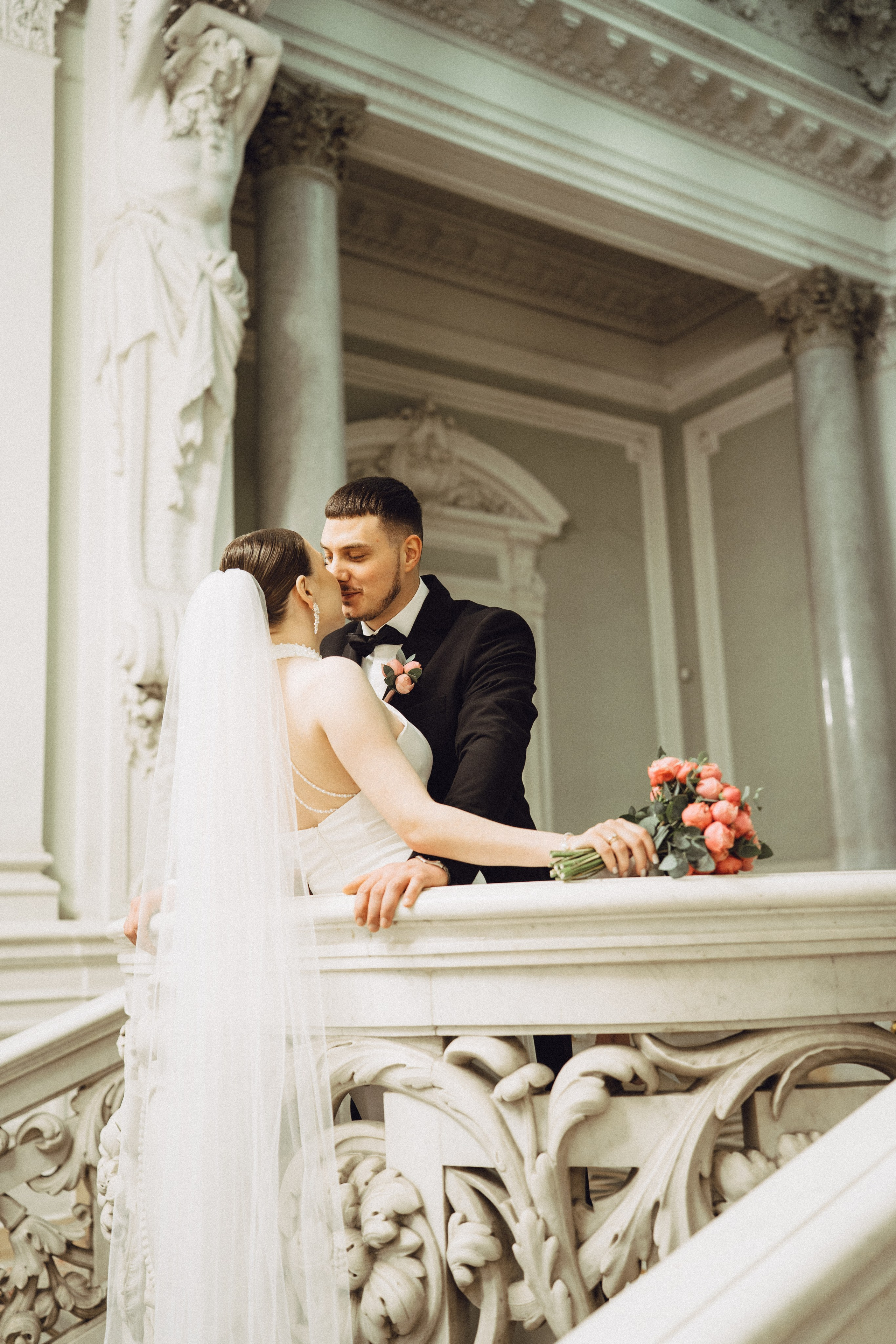 СВАДЕБНАЯ СЬЕМКА В ПЕВОМ ДВОРЦЕ БРАКОСОЧЕТАНИЯ. Профессиональный фотограф, Санкт-Петербург — Виктория Богомолова