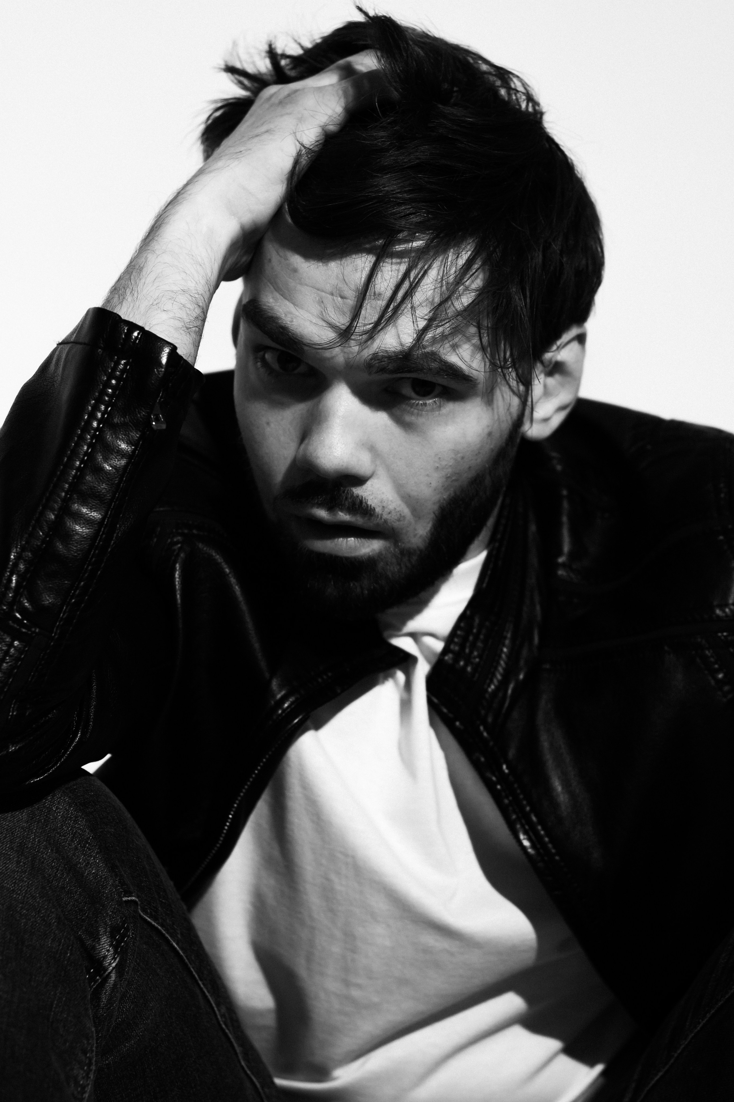 Роман. Фотограф в Тюмени Даша Михнова. Портреты, фотопроекты, фотодни