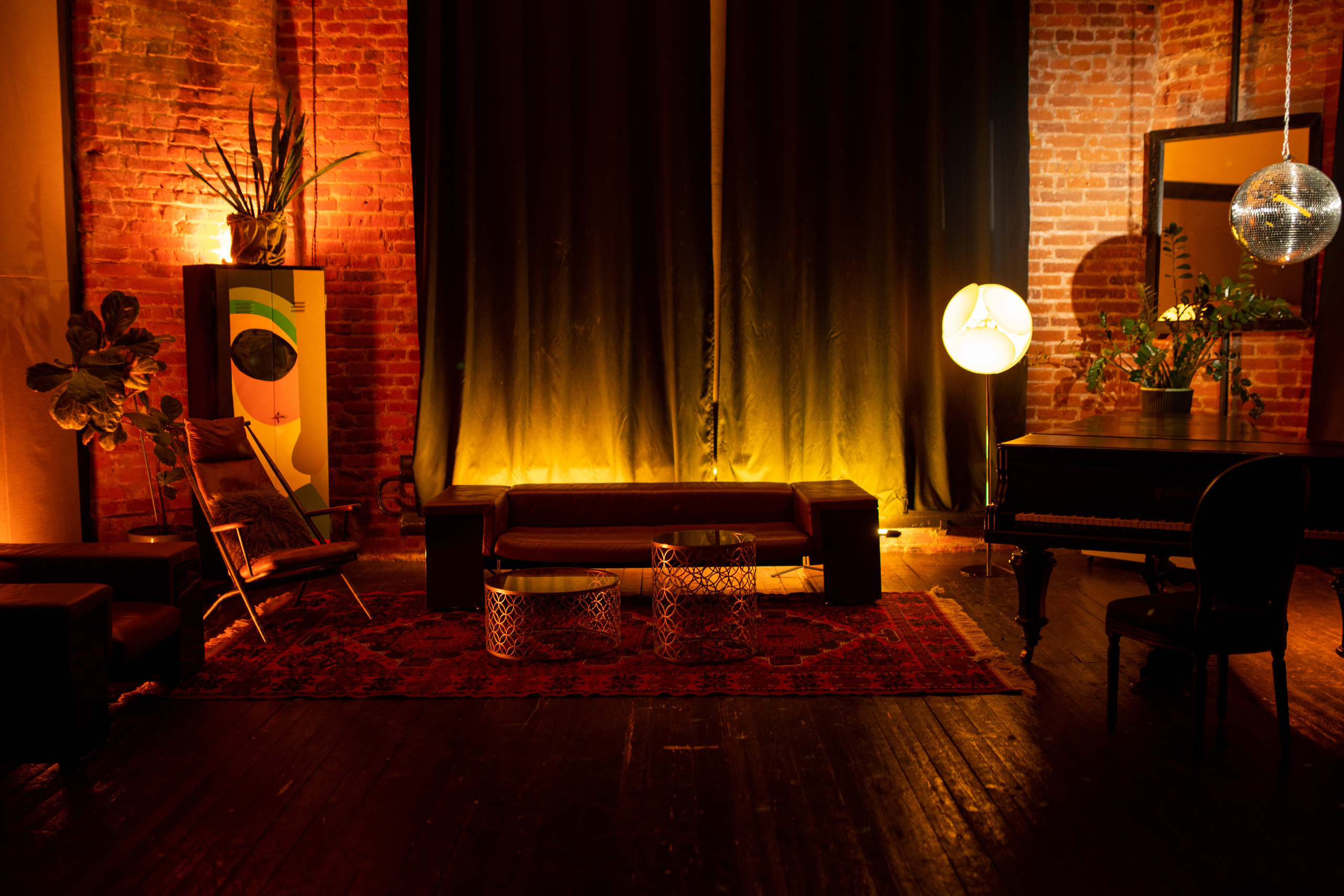 NAKED studio. Фотограф в Москве Нелли Келли