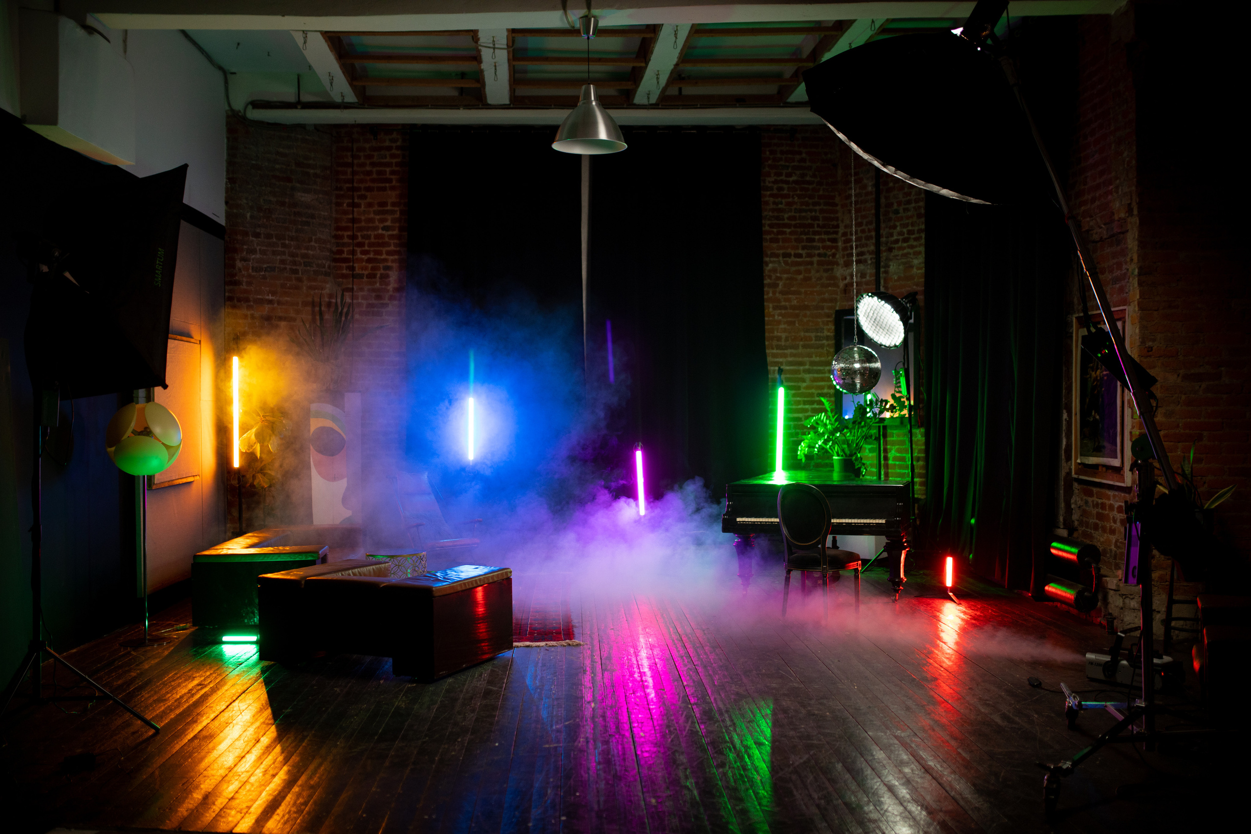 NAKED studio. Фотограф в Москве Нелли Келли