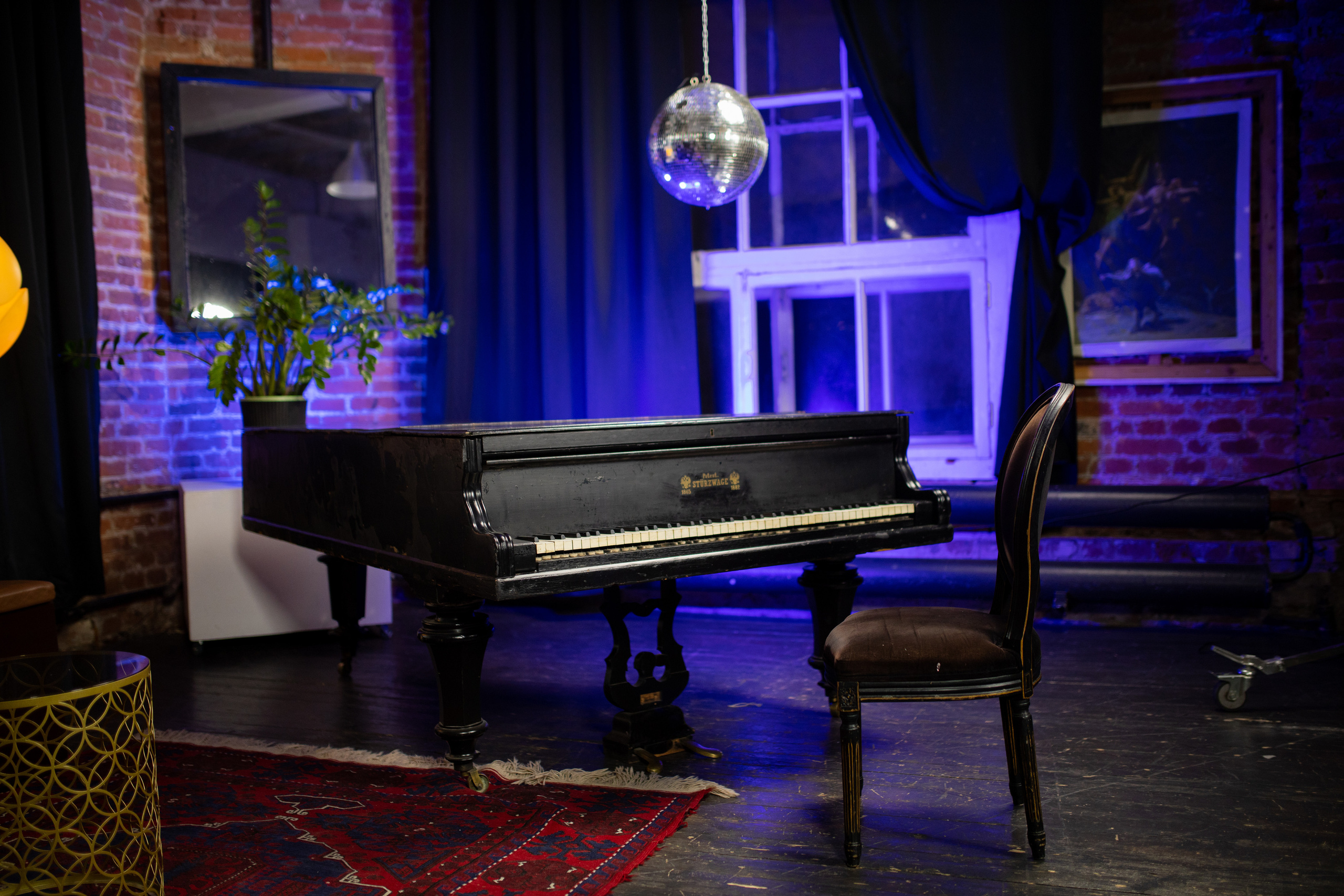 NAKED studio. Фотограф в Москве Нелли Келли